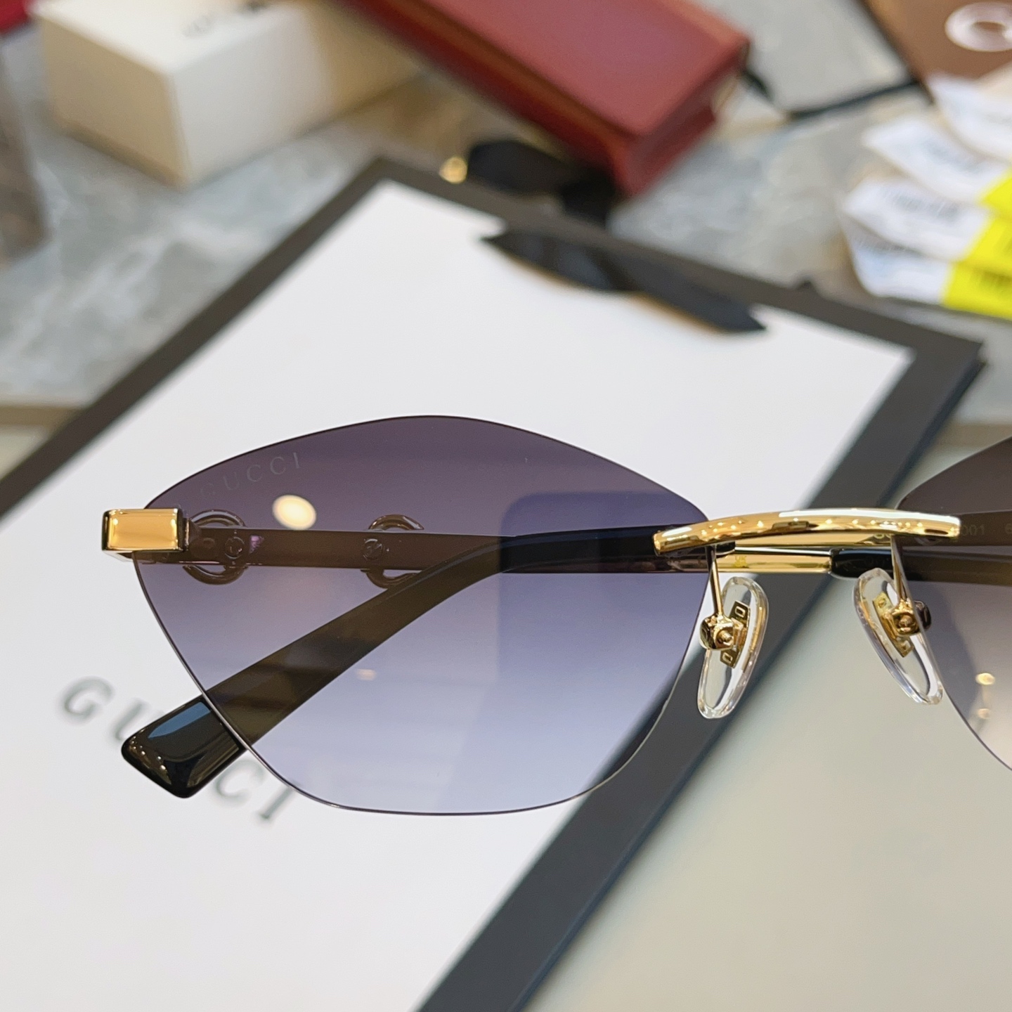 ，【GUCC*】古*驰新款太阳镜 高版本✨，MODEL：GG2050SA，SIZE：60口17-140 
