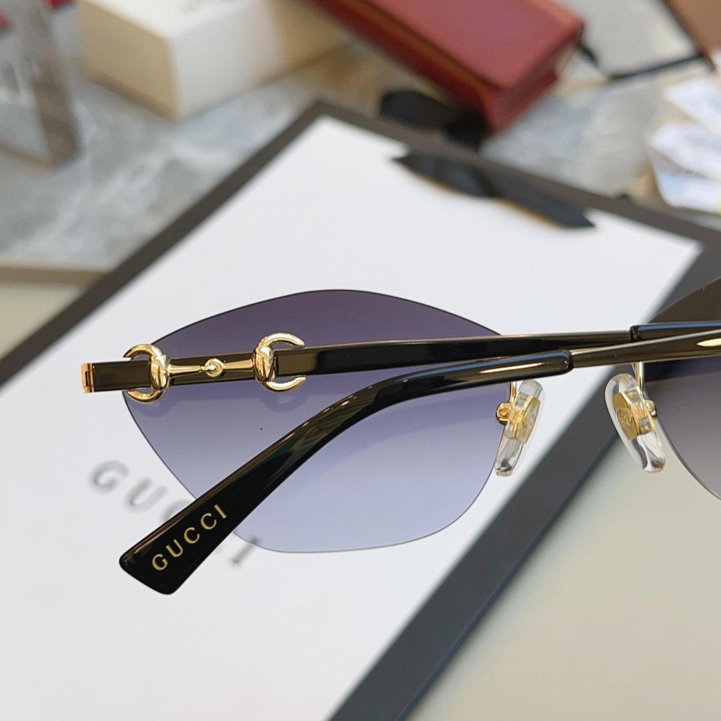 ，【GUCC*】古*驰新款太阳镜 高版本✨，MODEL：GG2050SA，SIZE：60口17-140 