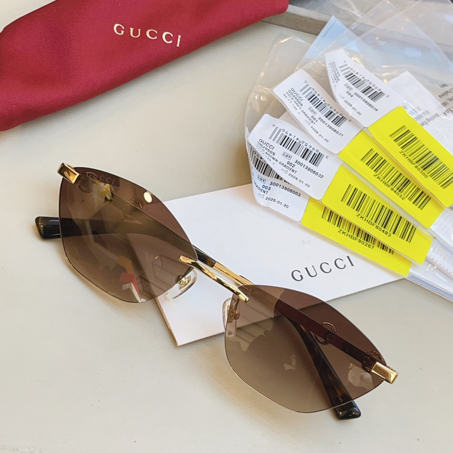 ，【GUCC*】古*驰新款太阳镜 高版本✨，MODEL：GG2050SA，SIZE：60口17-140 