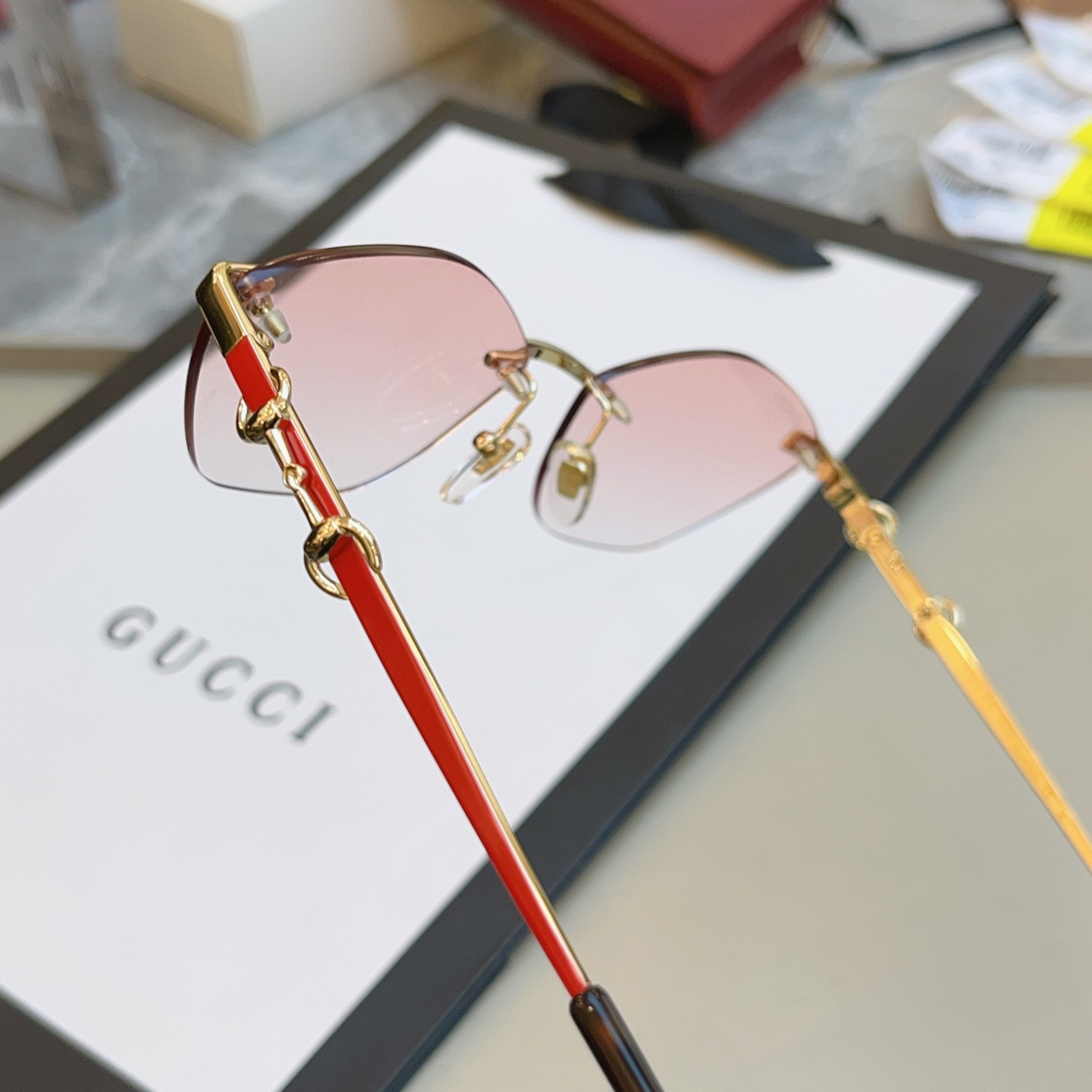 ，【GUCC*】古*驰新款太阳镜 高版本✨，MODEL：GG2050SA，SIZE：60口17-140 