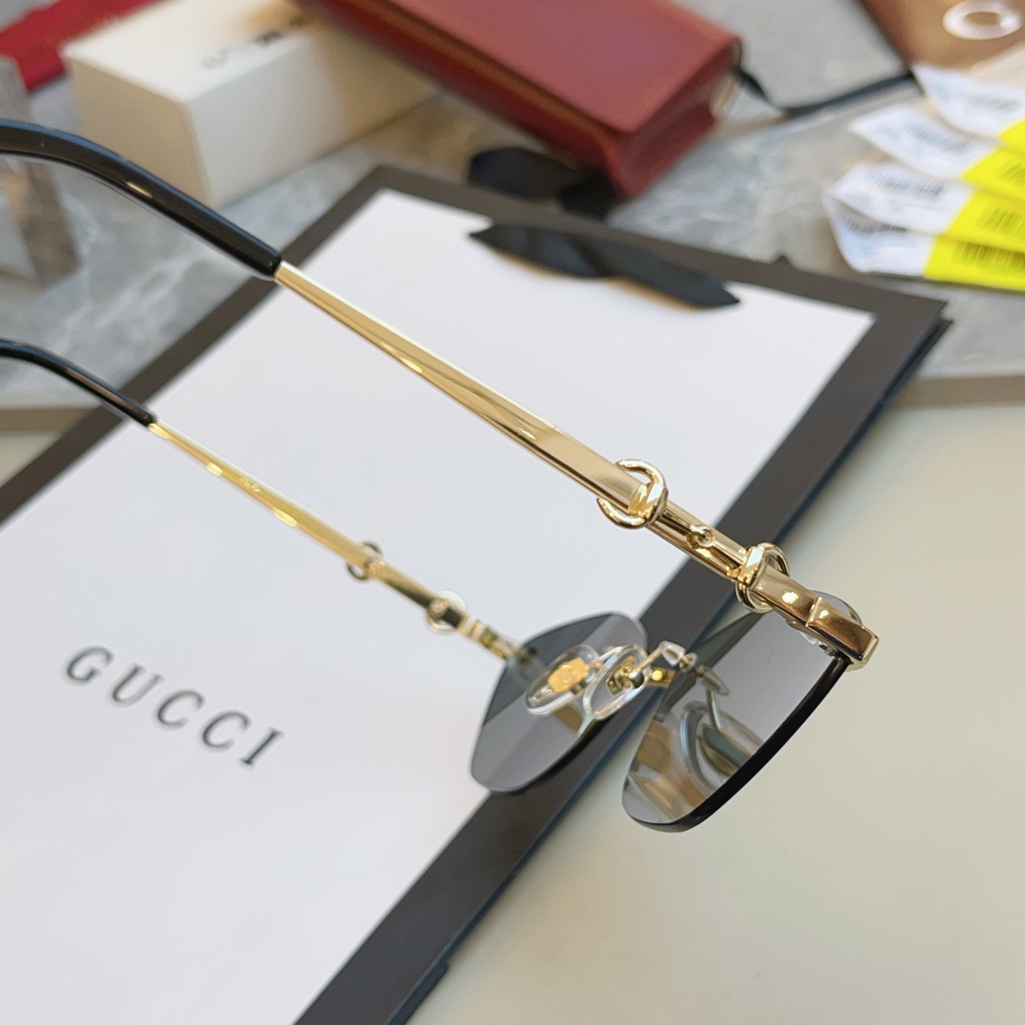 ，【GUCC*】古*驰新款太阳镜 高版本✨，MODEL：GG2050SA，SIZE：60口17-140 