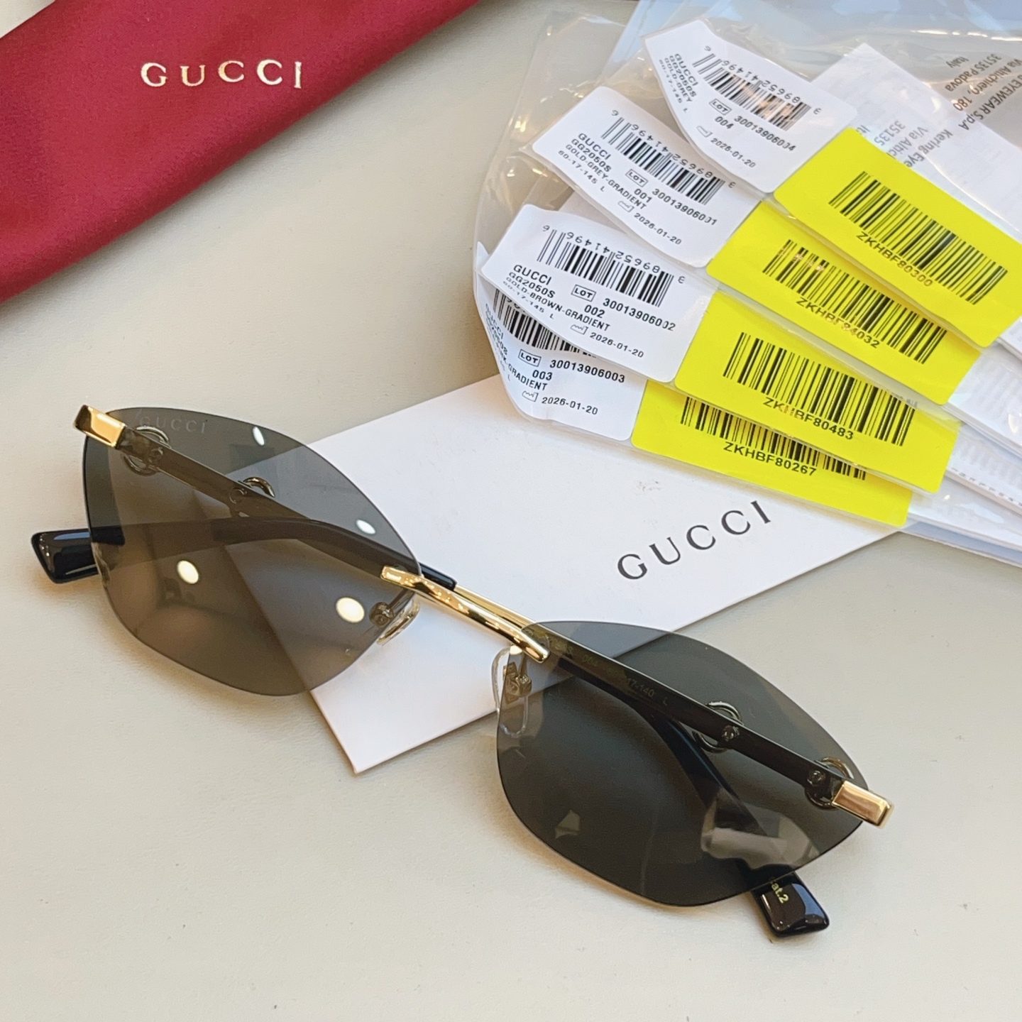 ，【GUCC*】古*驰新款太阳镜 高版本✨，MODEL：GG2050SA，SIZE：60口17-140 