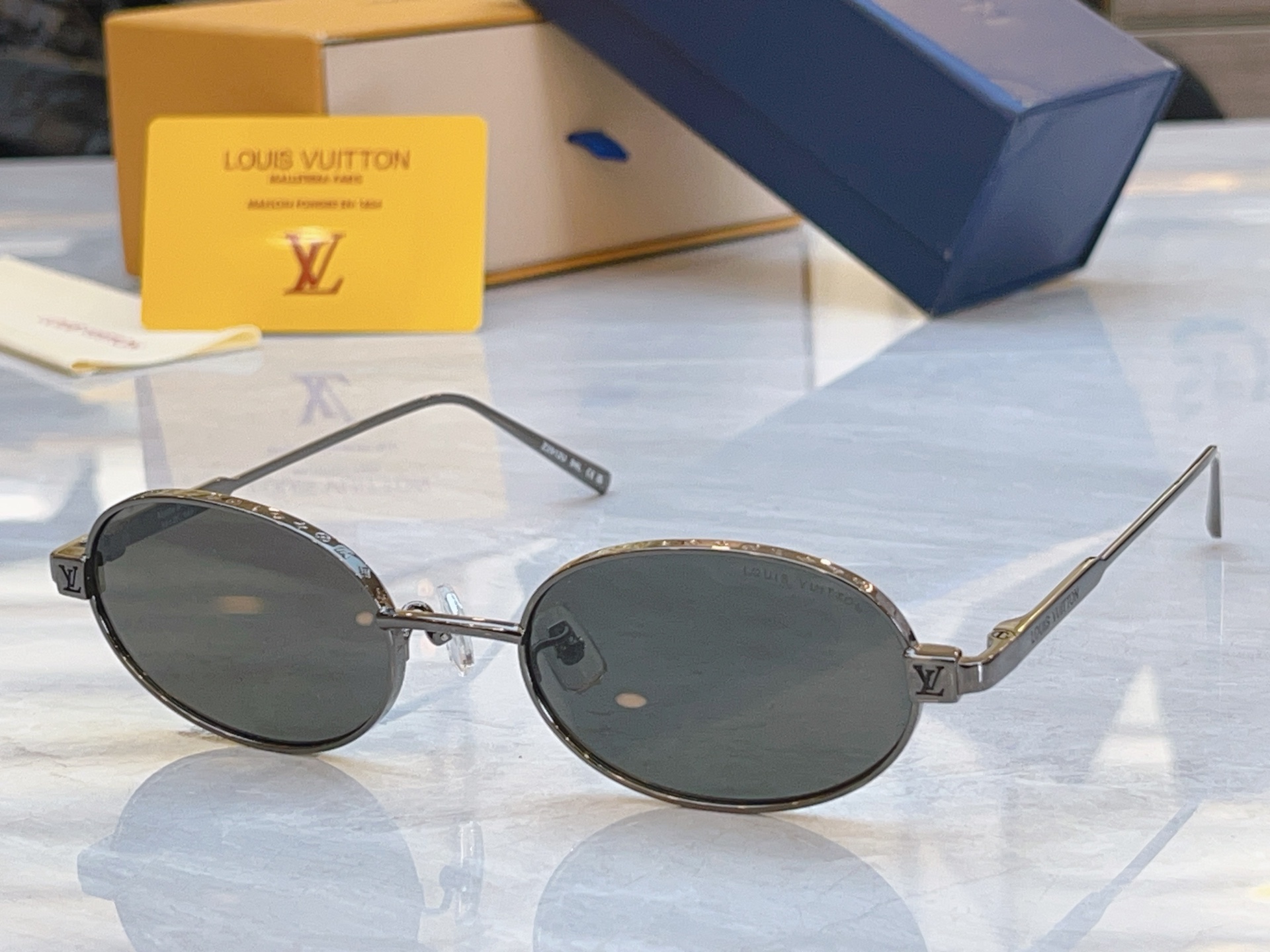 ，【LOUIS VUITTO*】路易*威登新款太阳镜，MODEL：Z2912U，SIZE：53口20-1