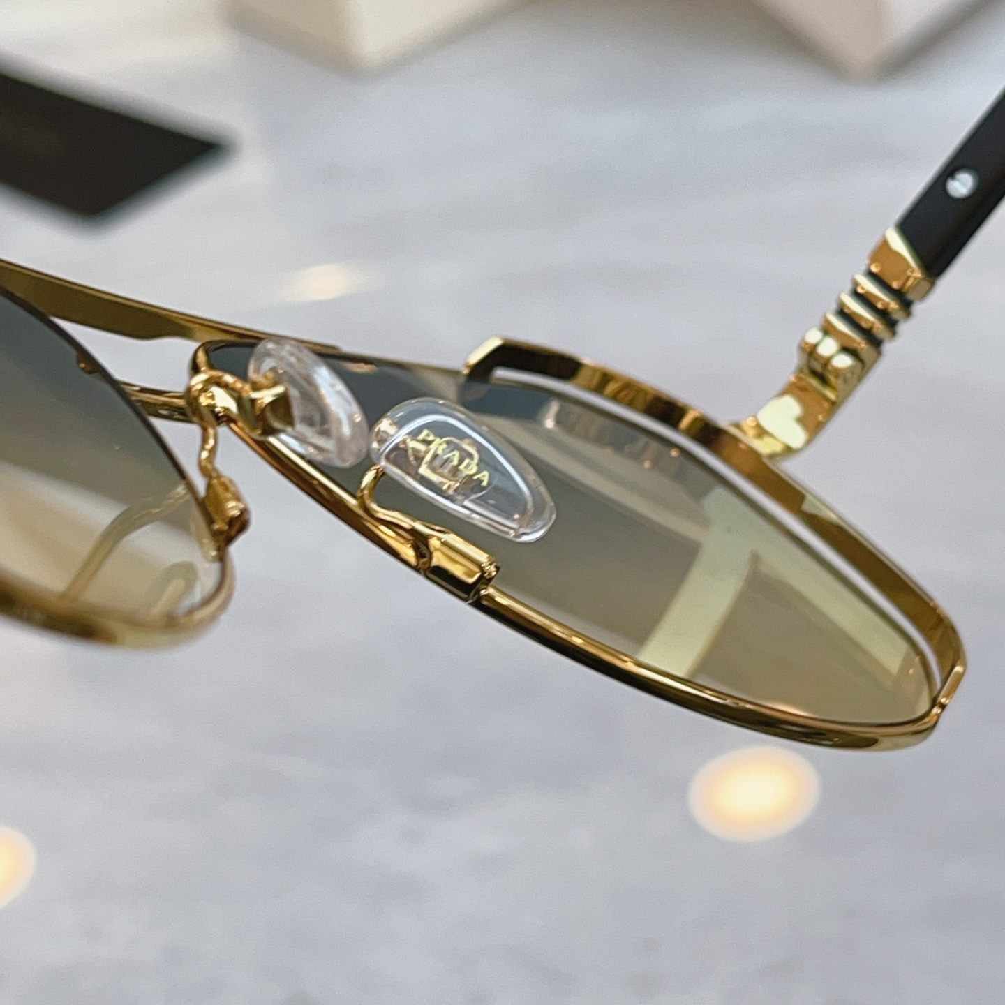 ，【PRAD*】普拉*达新款太阳镜🕶️，MODEL：PR 181，SIZE：61口14-145