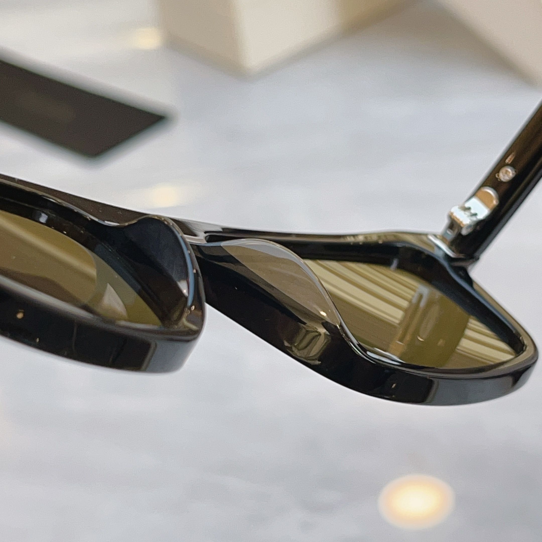 ，【PRAD*】普拉*达新款太阳镜🕶️，MODEL：PR D05S，SIZE：52口18-145