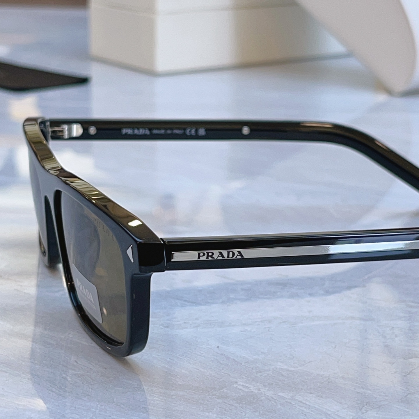 ，【PRAD*】普拉*达新款太阳镜🕶️，MODEL：PR D05S，SIZE：52口18-145