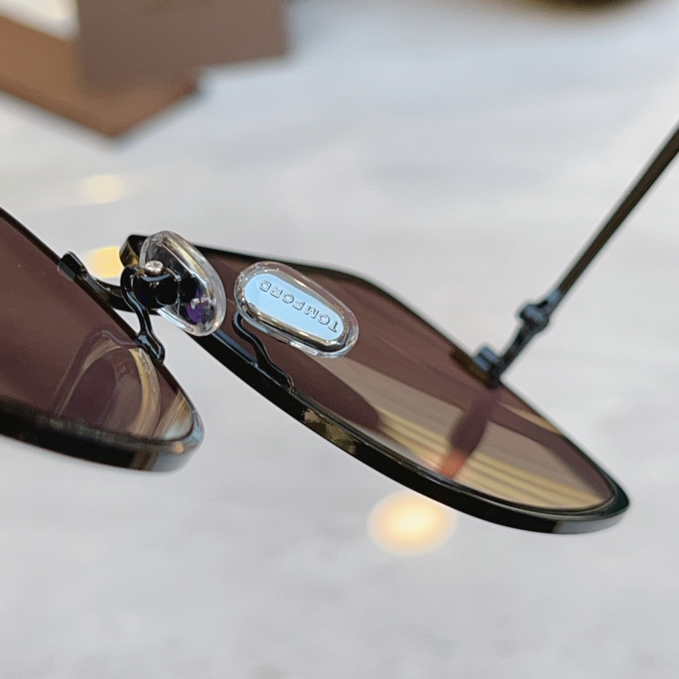 ，【TOM FOR*】汤姆*福特新款太阳镜，MODEL：TF 1319，SIZE：57口17-140