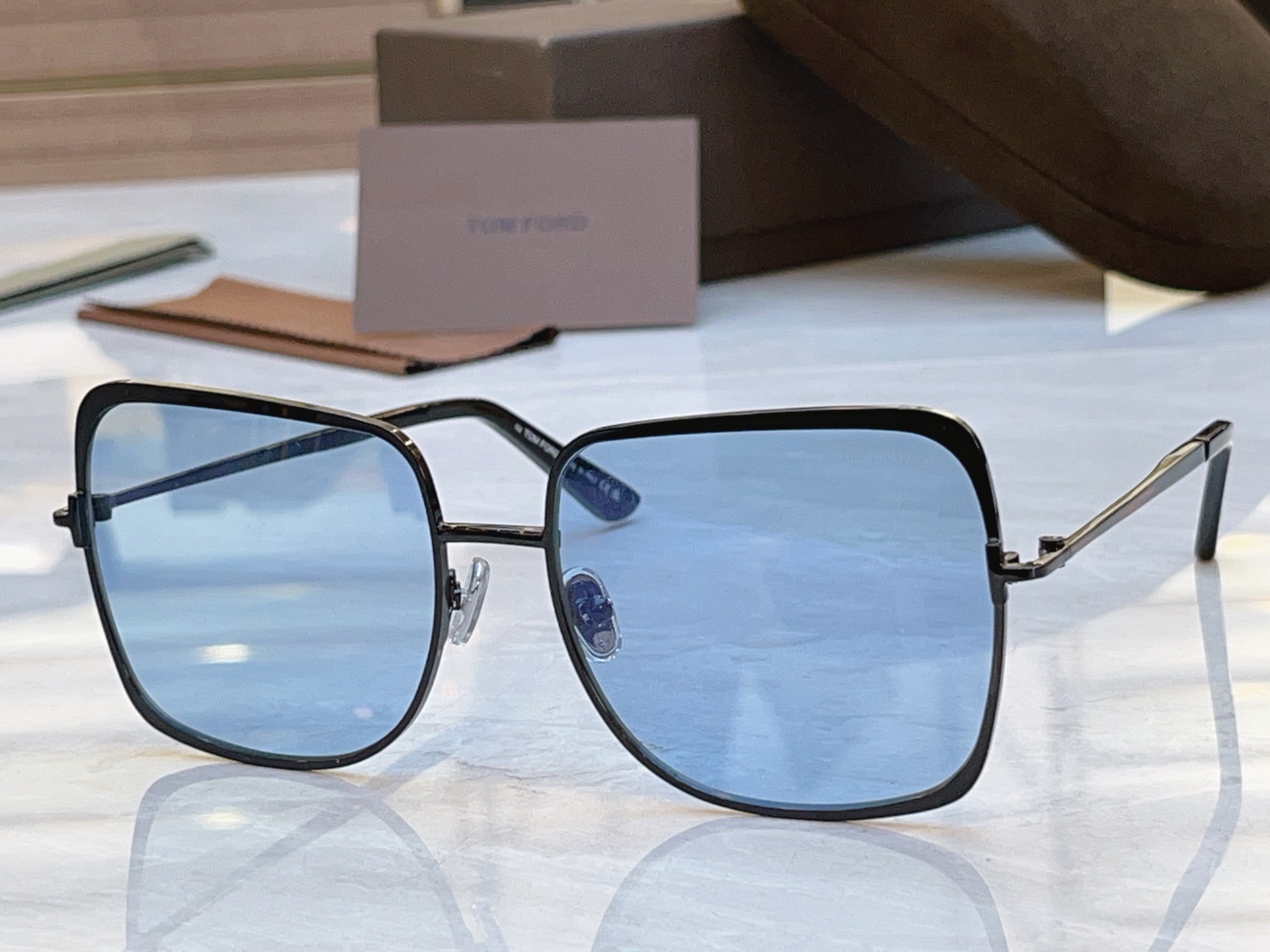 ，【TOM FOR*】汤姆*福特新款太阳镜，MODEL：TF 1319，SIZE：57口17-140