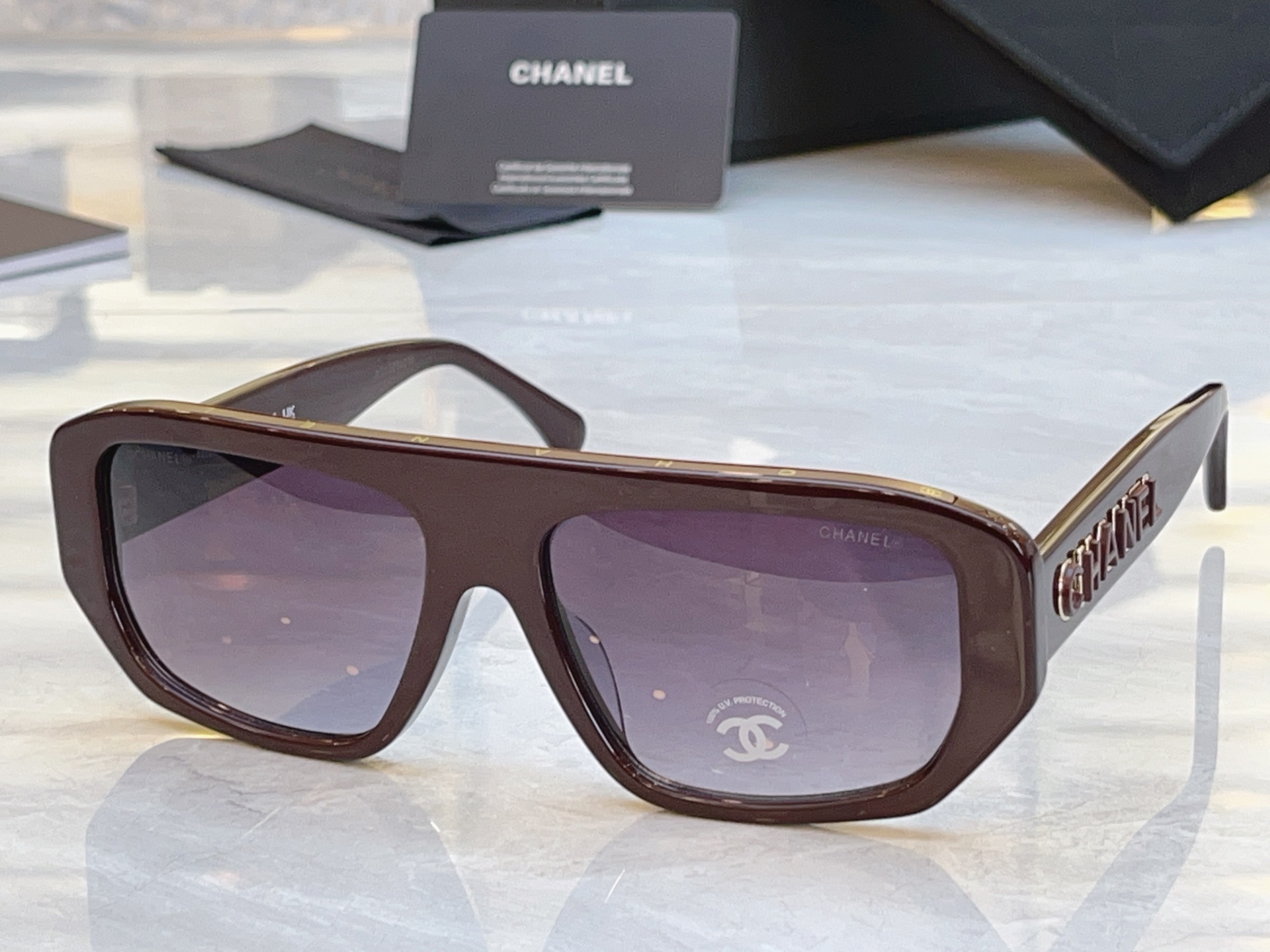 ，【CHANE*】香奈儿新款太阳镜，MODEL：5556，SIZE：58口16-140