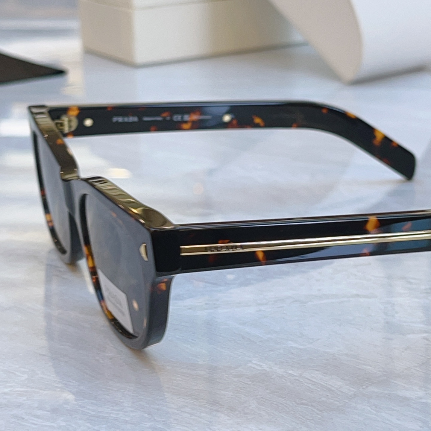，【PRAD*】普拉*达新款太阳镜🕶️，MODEL：SPR C09，SIZE：52口20-145