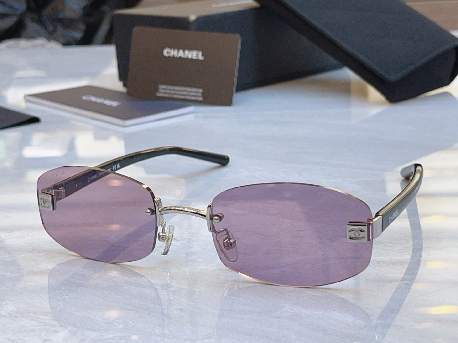 ，【CHANE*】香奈儿新款太阳镜，MODEL：CH7122S，SIZE：61口23-145