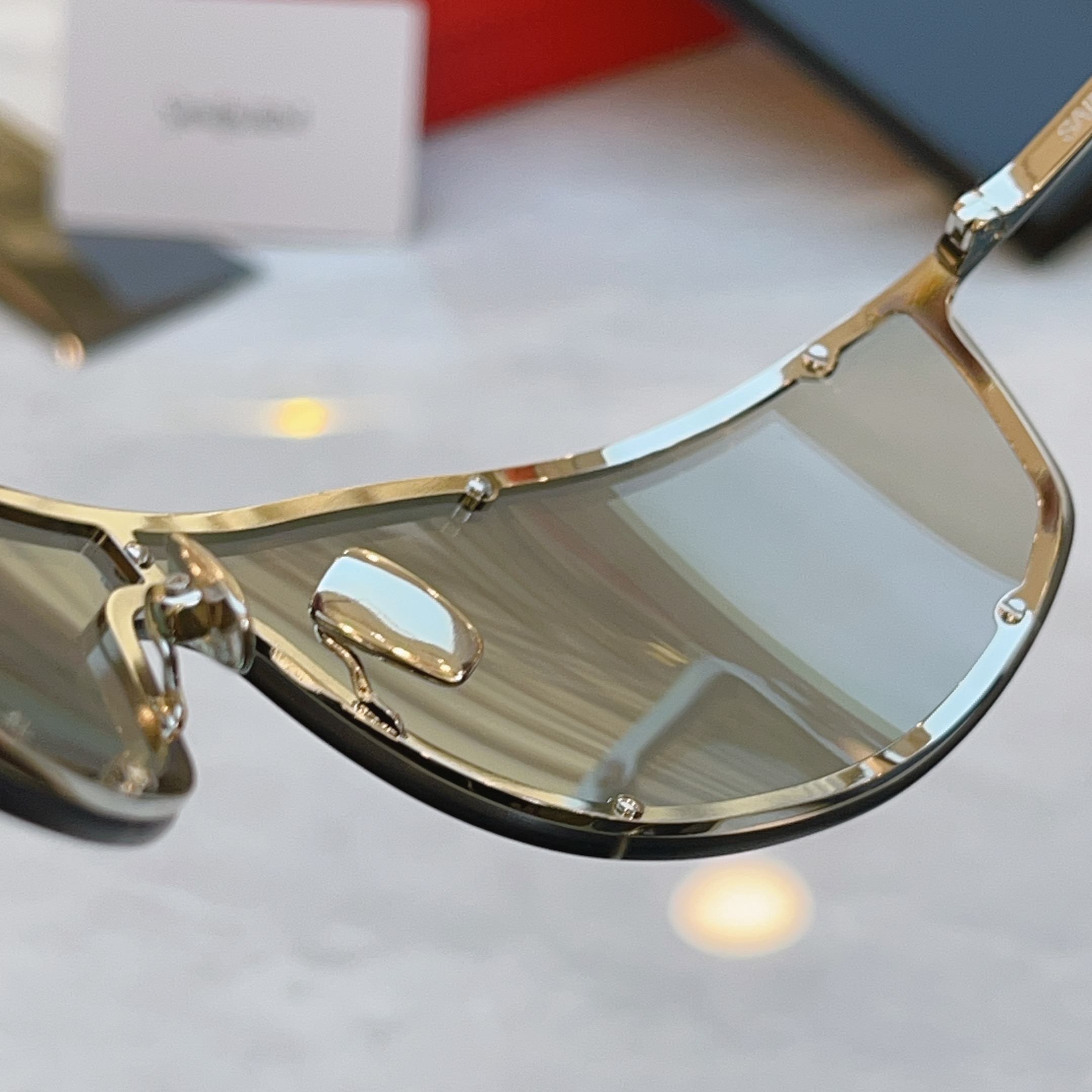 ，【SAINT LAUREN*】圣罗*兰新款太阳镜，MODEL：SL 807，SIZE：133口120