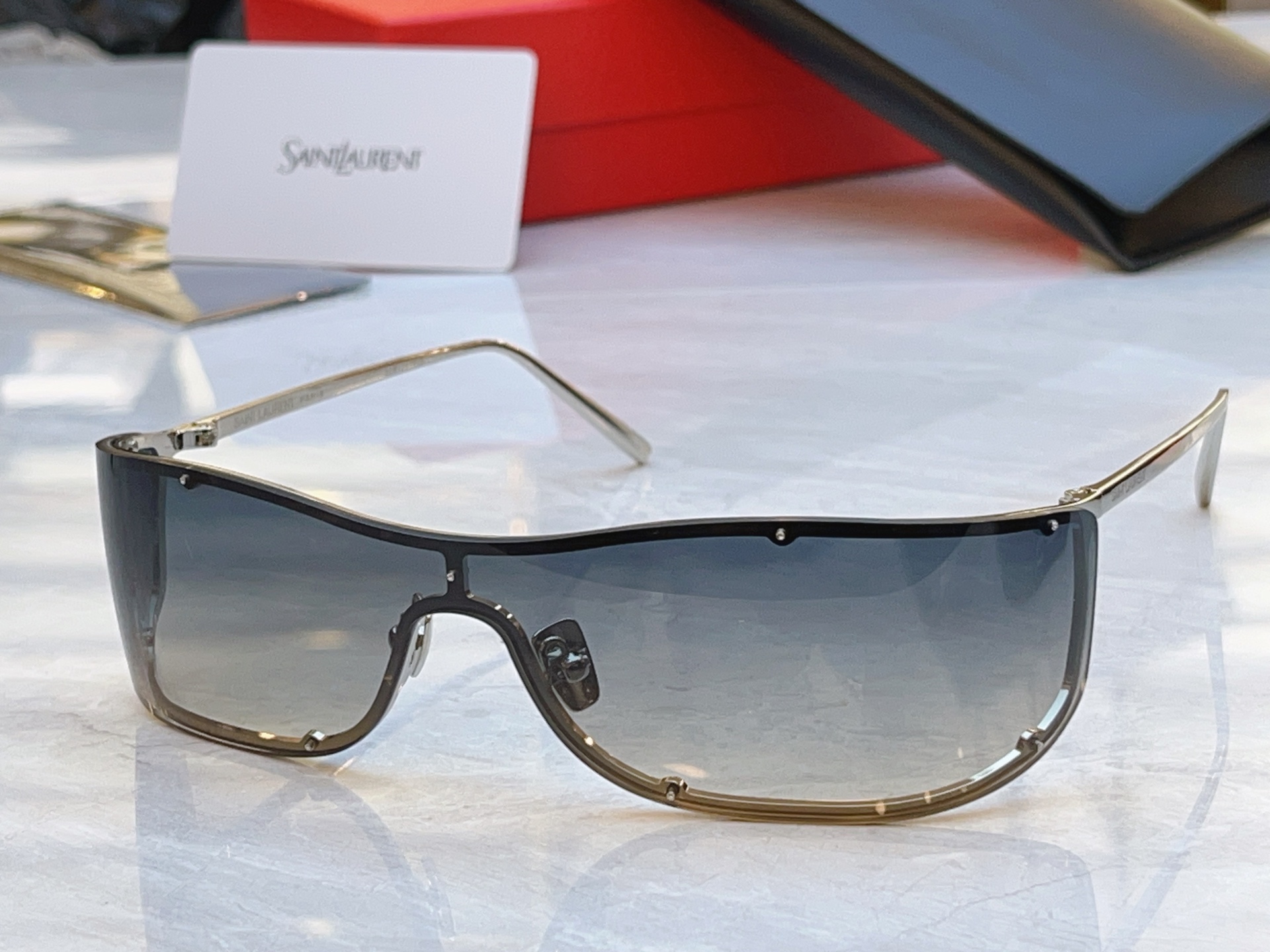 ，【SAINT LAUREN*】圣罗*兰新款太阳镜，MODEL：SL 807，SIZE：133口120