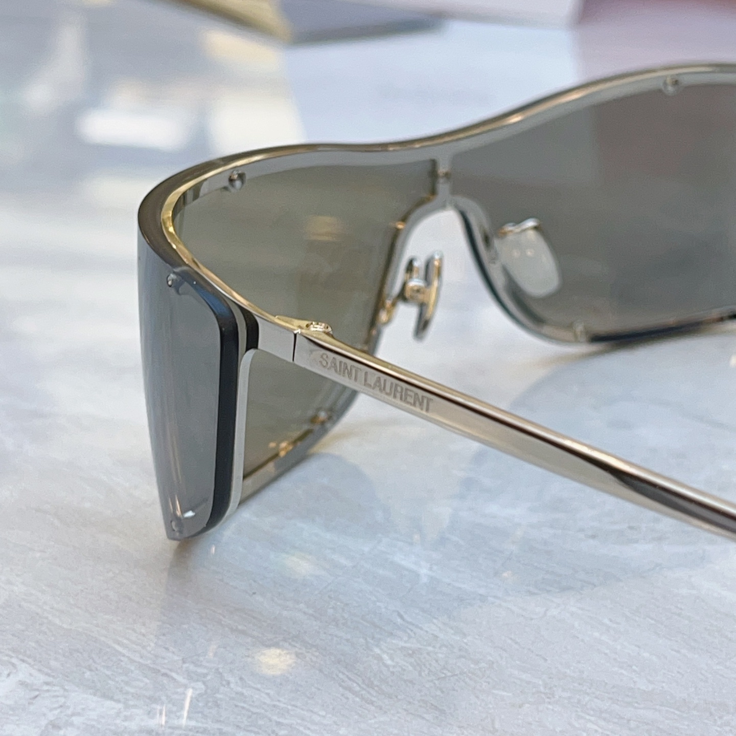 ，【SAINT LAUREN*】圣罗*兰新款太阳镜，MODEL：SL 807，SIZE：133口120