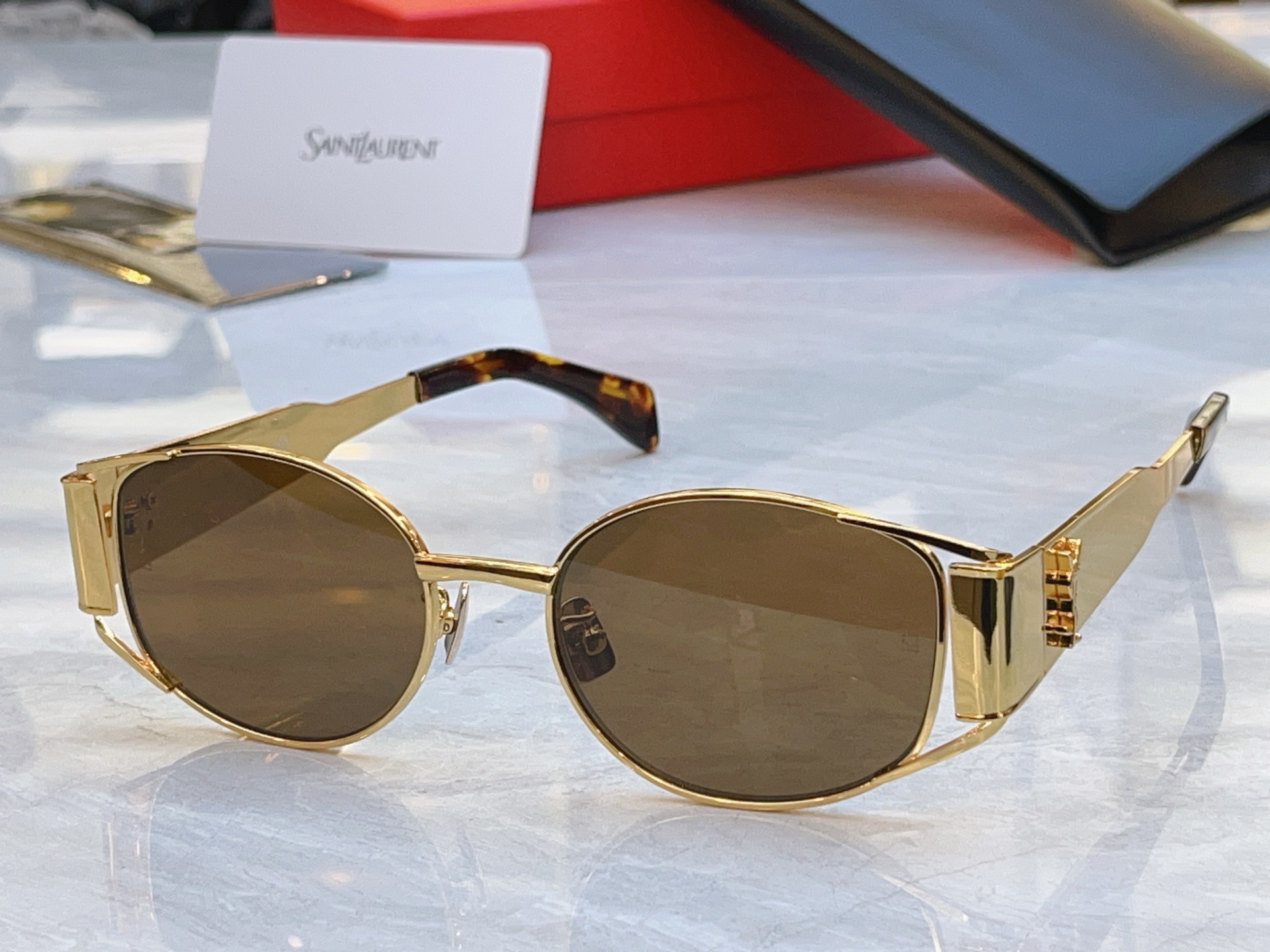 ，【SAINT LAUREN*】圣罗*兰新款太阳镜，MODEL：SL 816，SIZE：52口19-14