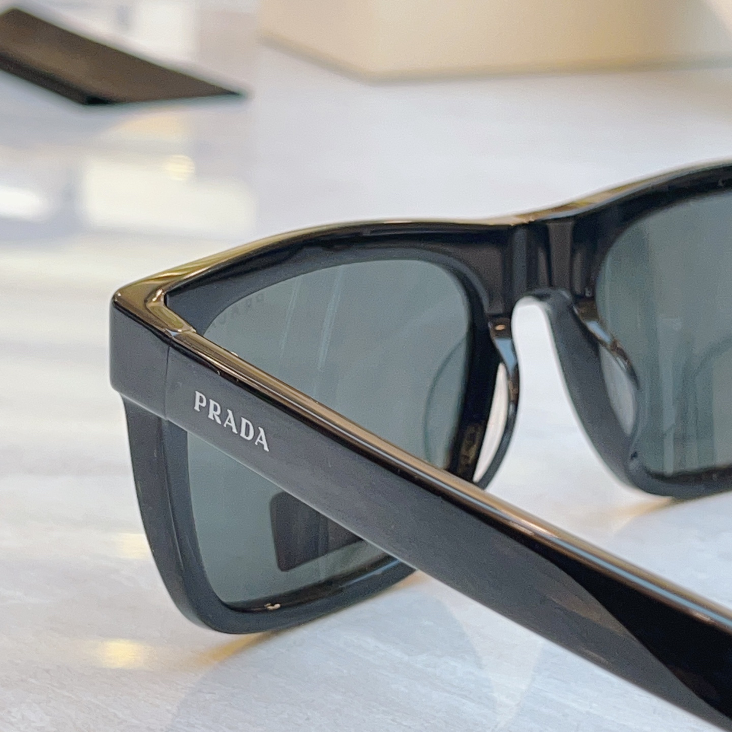 ，【PRAD*】普拉*达新款太阳镜🕶️，MODEL：PR D11S，SIZE：54口20-140