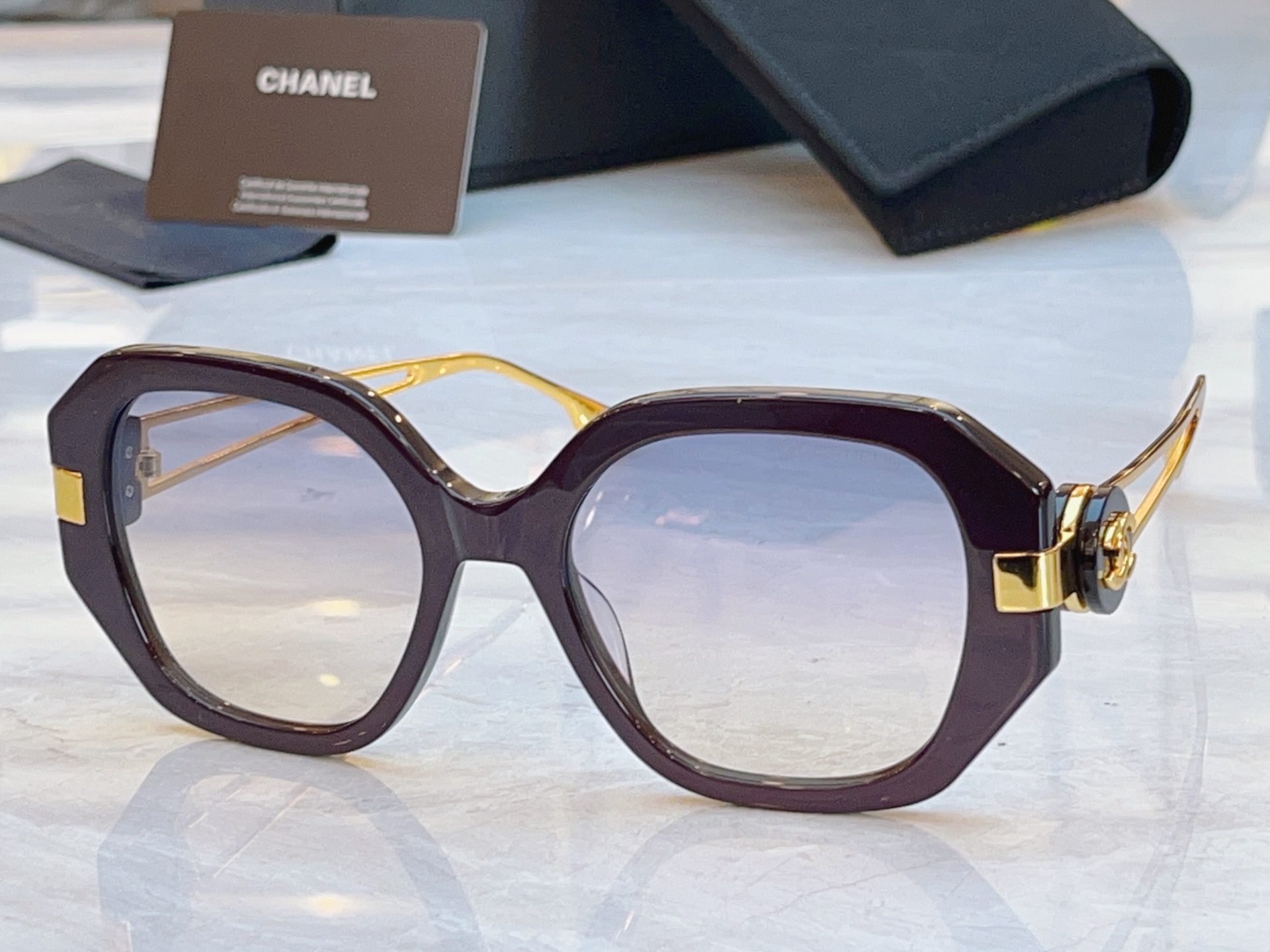 ，【CHANE*】香奈儿新款太阳镜，MODEL：CH5513-H，SIZE：55口20-135
