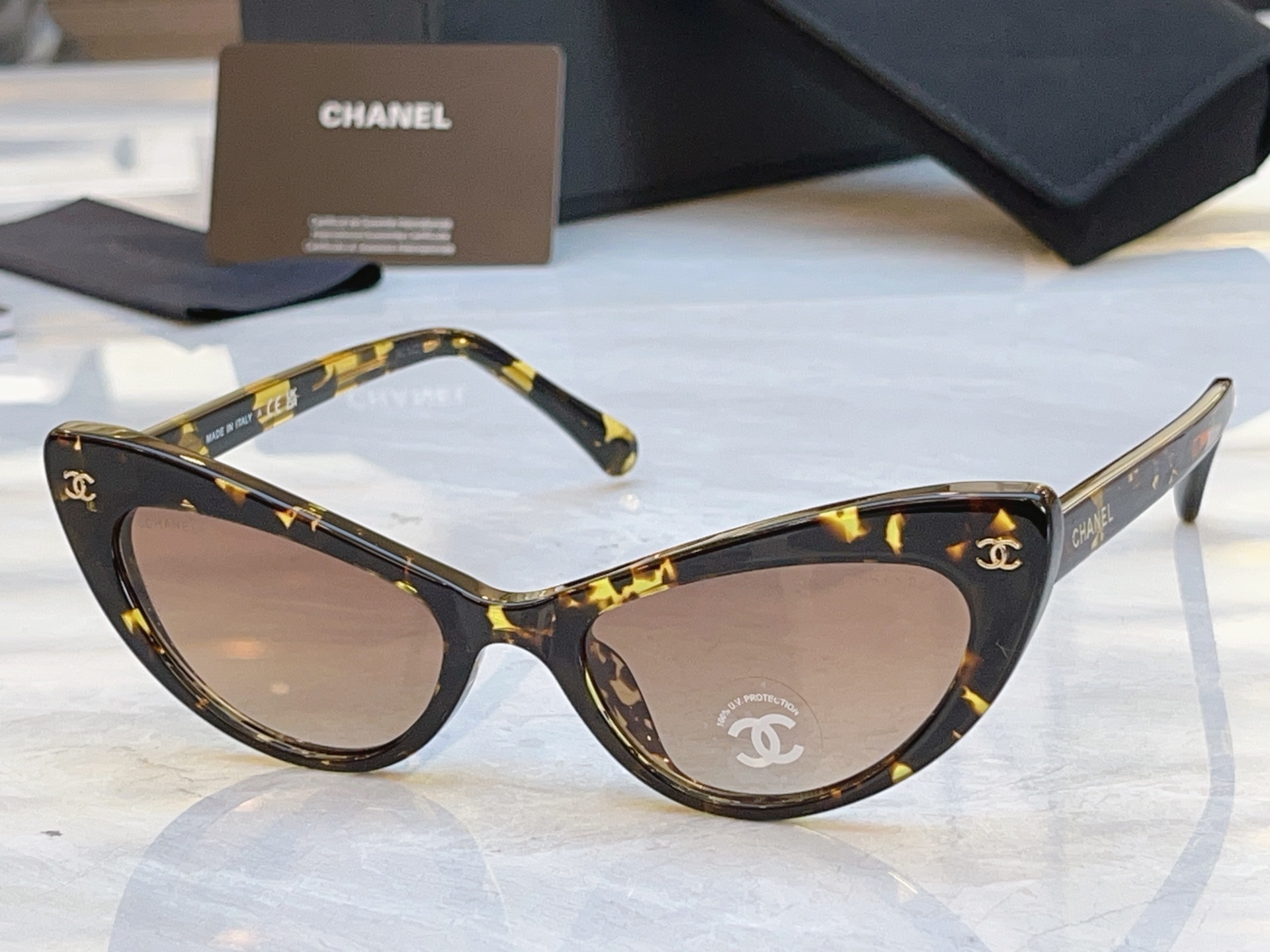 ，【CHANE*】香奈儿新款太阳镜，MODEL：9194，SIZE：52口19-140