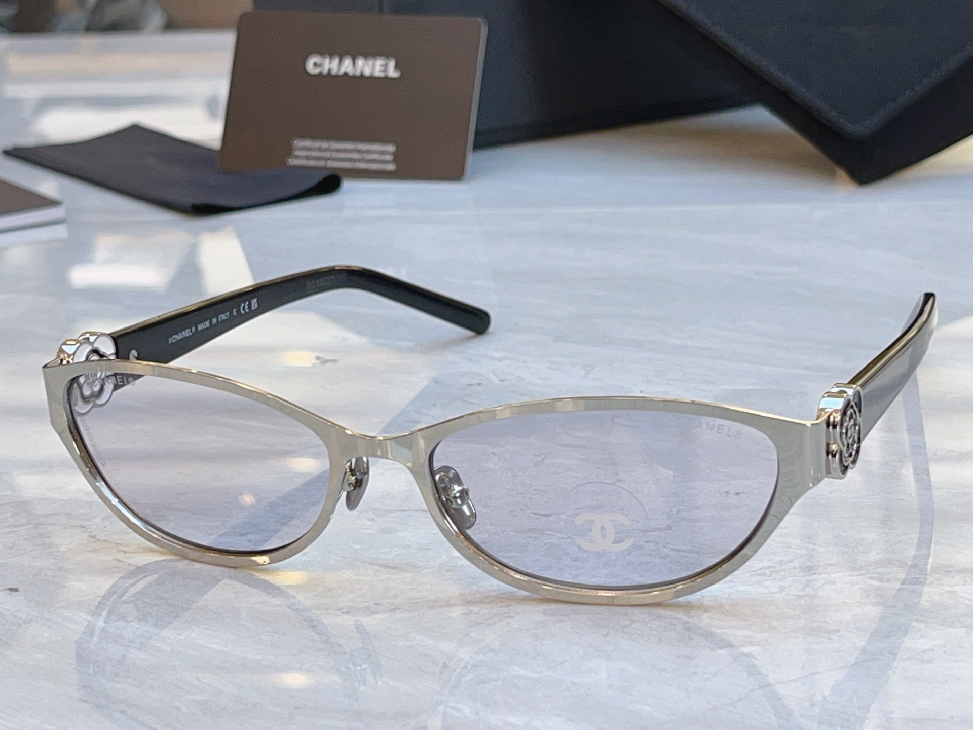 ，【CHANE*】香奈儿新款太阳镜，MODEL：6016，SIZE：56口17-140