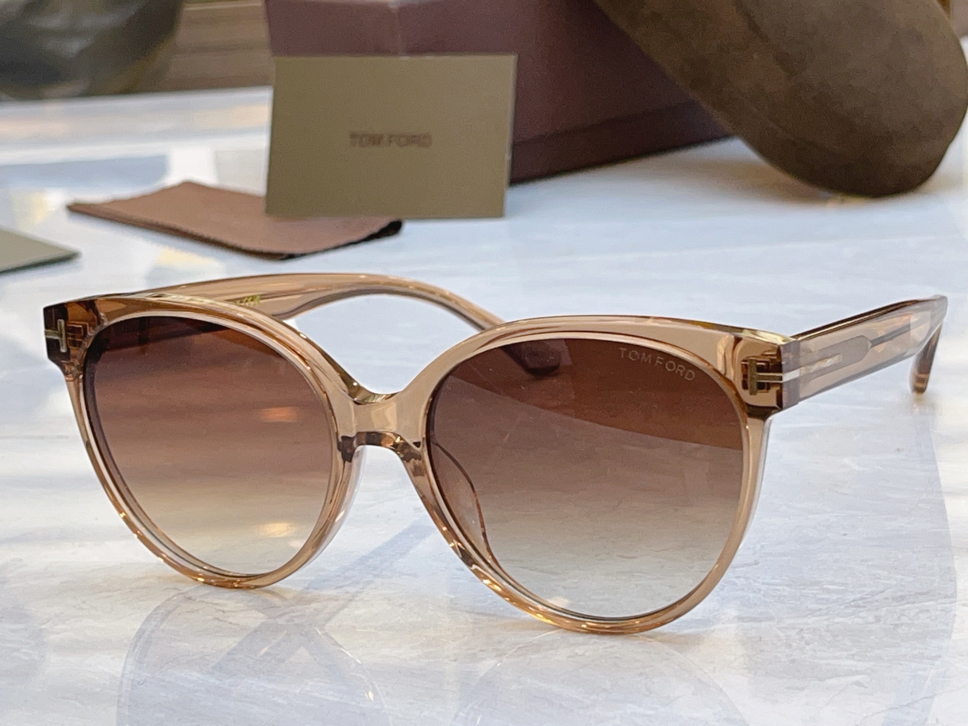 NO:768422,, [TOM FOR*] Tom* Ford new sunglasses, MODELFT1311, SIZE56 mouth 18-140 glasses sunglasses, glasses, tom ford19860909,【TOM FOR*】汤姆*福特新款太阳镜,MODELFT1311,SIZE56口18-140眼镜墨镜太阳镜,眼镜,tom ford,glasses
