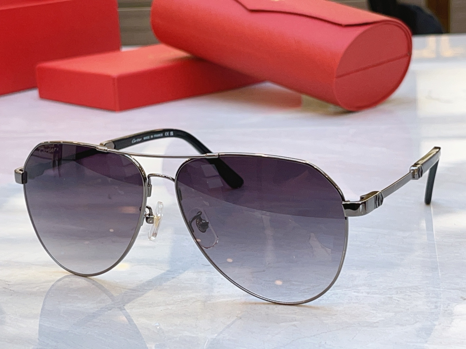 ，【CARTIE*】卡地*亚新款太阳镜，Mod:CT0530S，Size:61口14-145