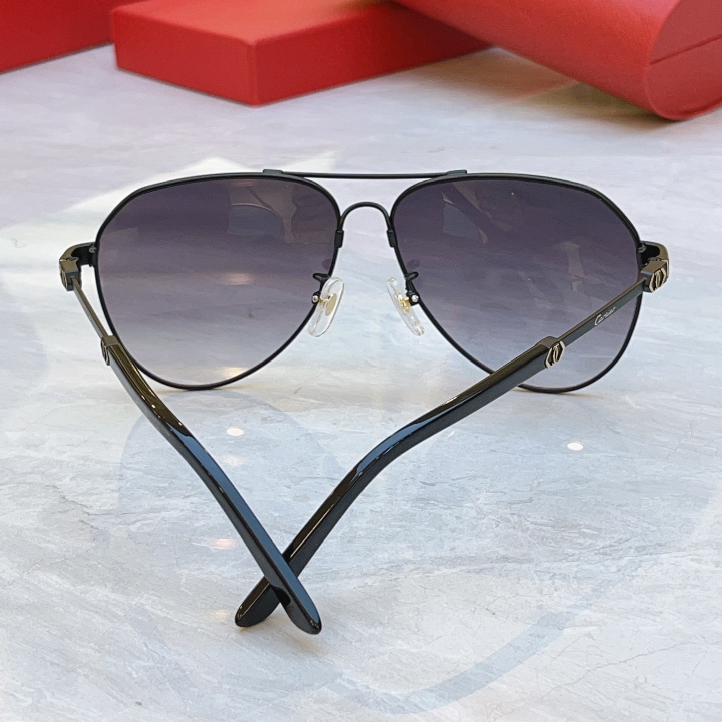 ，【CARTIE*】卡地*亚新款太阳镜，Mod:CT0530S，Size:61口14-145