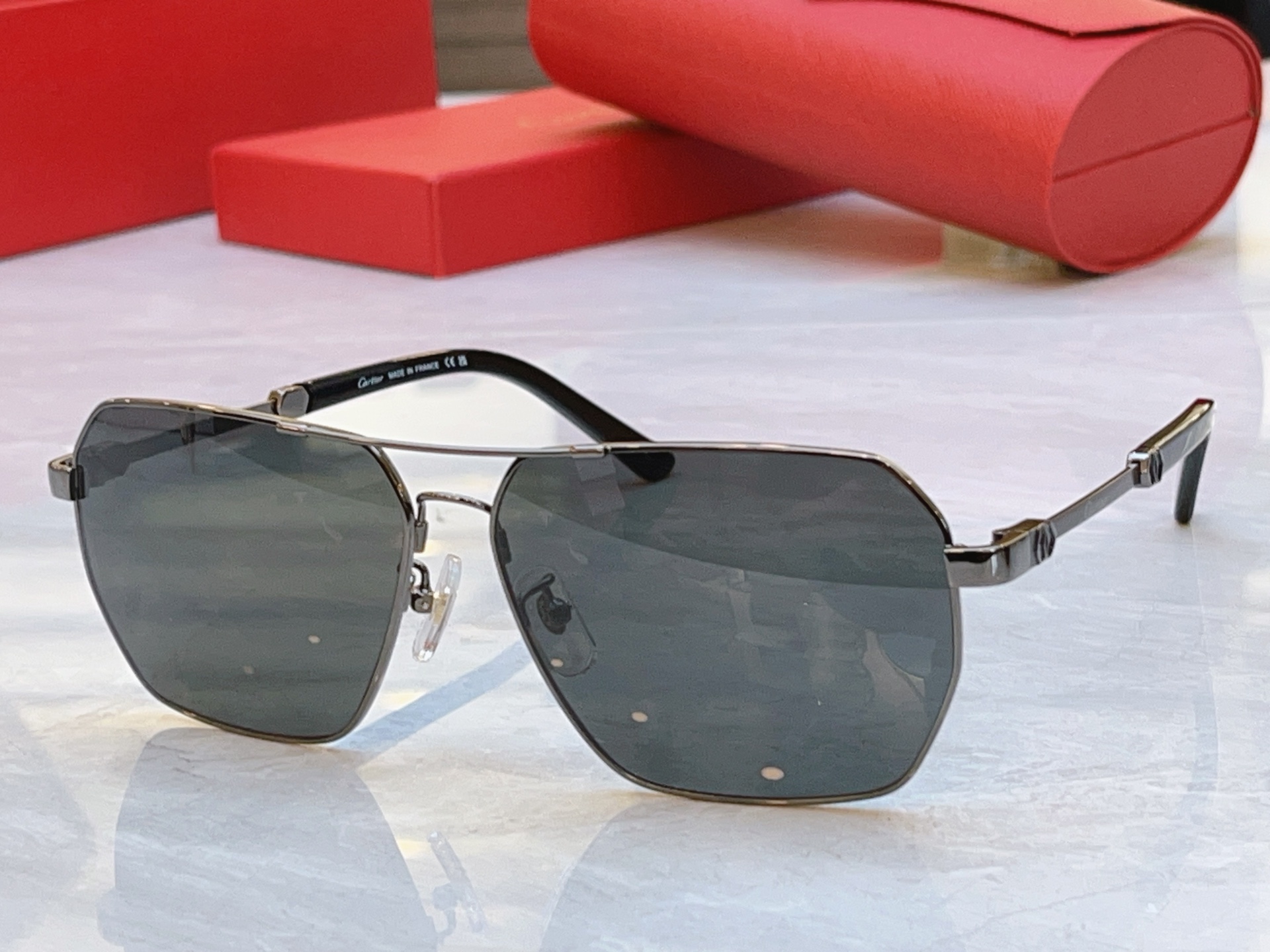 ，【CARTIE*】卡地*亚新款太阳镜，Mod:CT0531S，Size:61口13-145