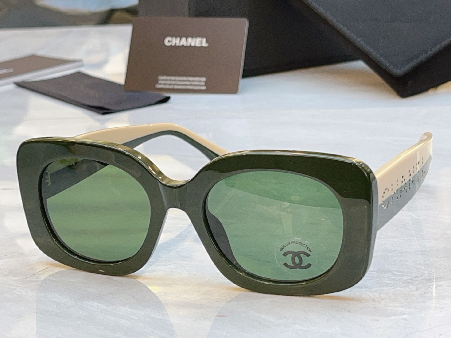 ，【CHANE*】香奈儿新款太阳镜，MODEL：CH5563，SIZE：53口17-140