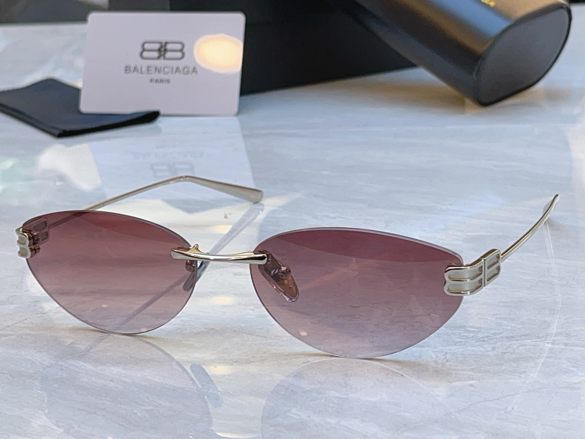 ，【BALENCIAG*】巴黎*世家新款太阳镜，MODEL：BB0486S，SIZE：61口17-145