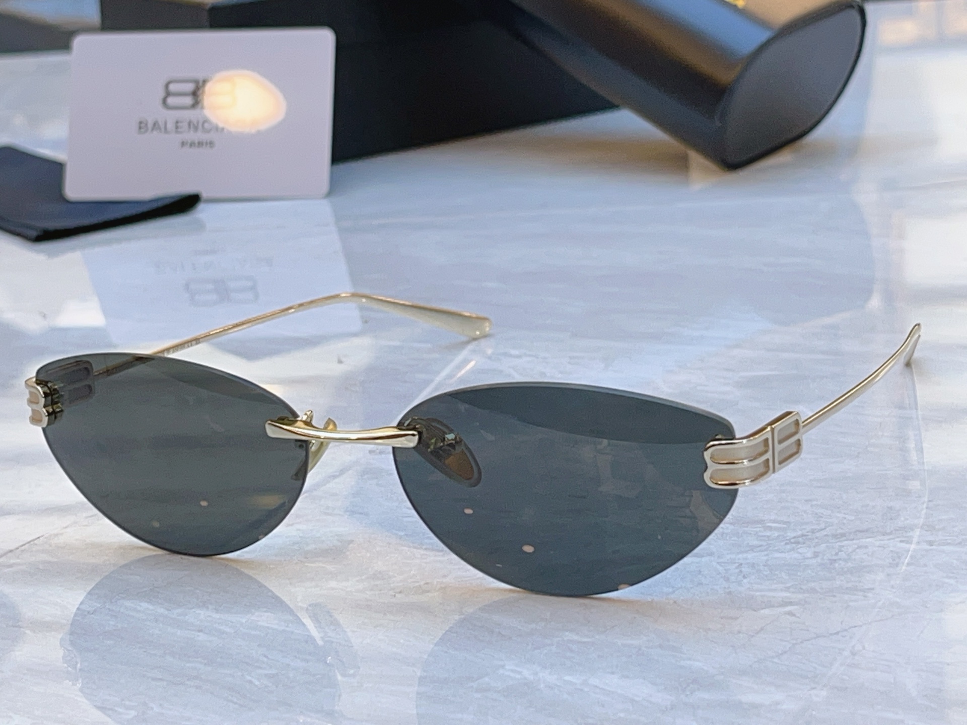 ，【BALENCIAG*】巴黎*世家新款太阳镜，MODEL：BB0486S，SIZE：61口17-145