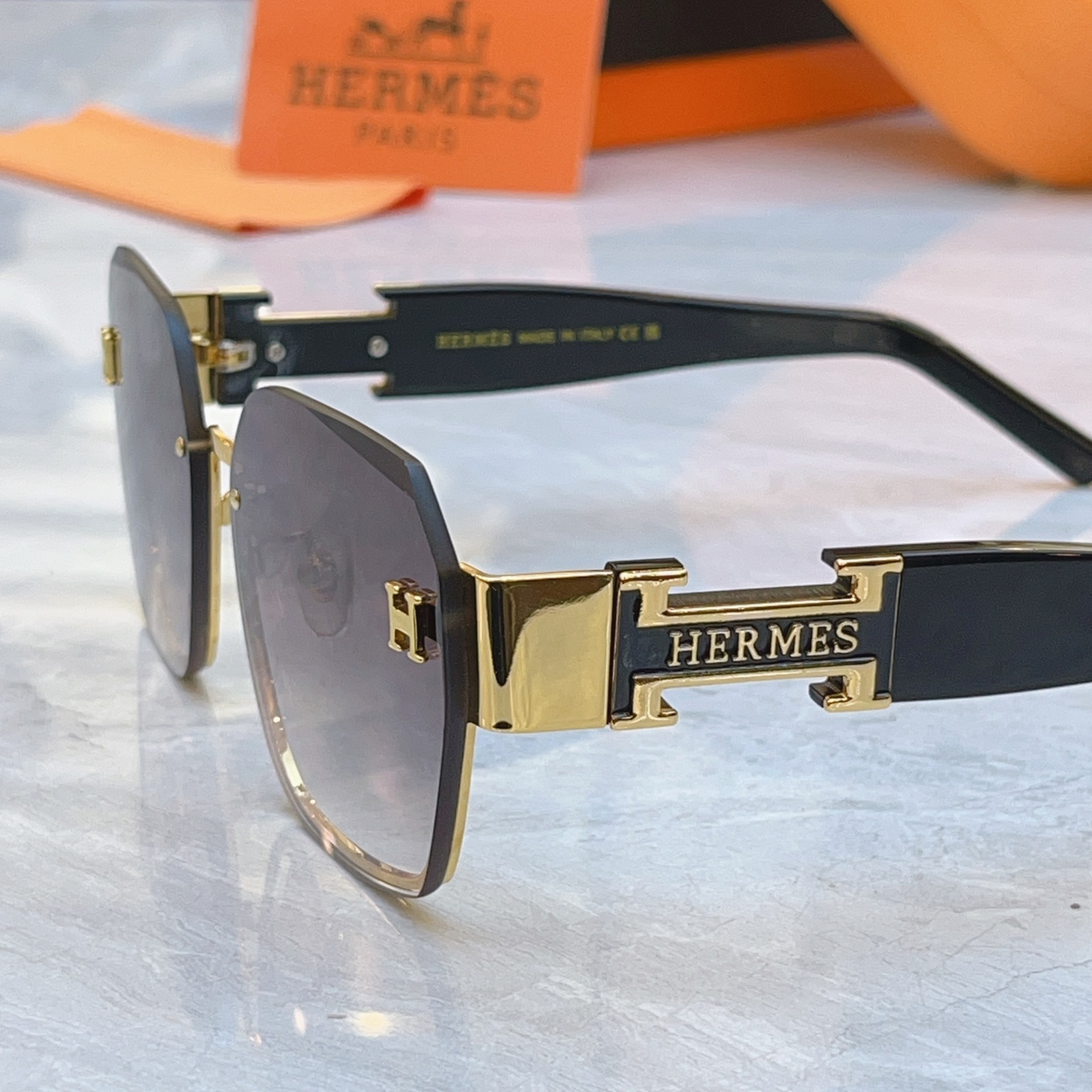 ，【HERME*】爱马*仕新款太阳镜🕶️，MODEL：H8026，SIZE：56口16-142