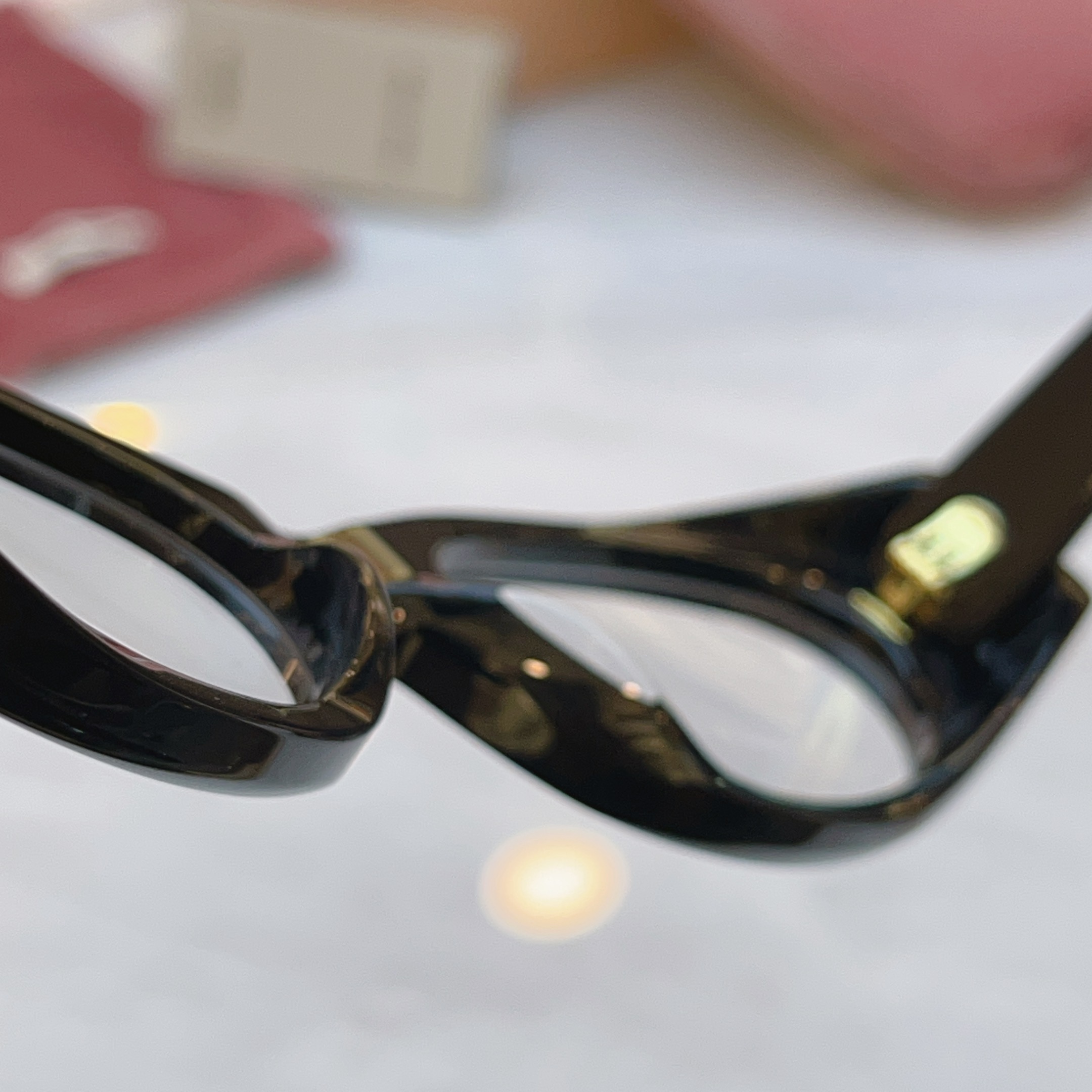 ，【MIUMI*】缪*缪新款眼镜架，Mod: MU 03ZV，SIZE:53口18-140