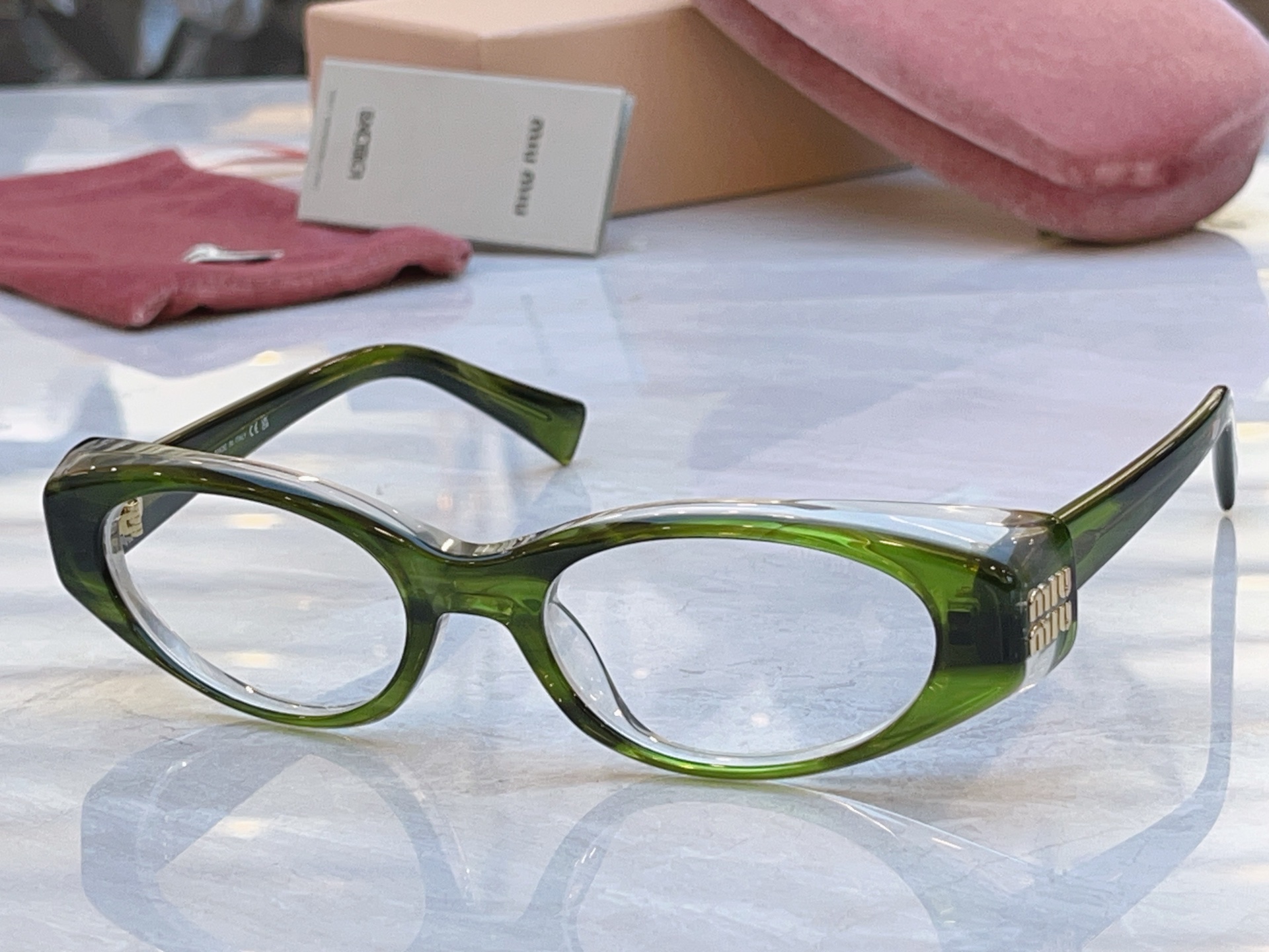 ，【MIUMI*】缪*缪新款眼镜架，Mod: MU 03ZV，SIZE:53口18-140