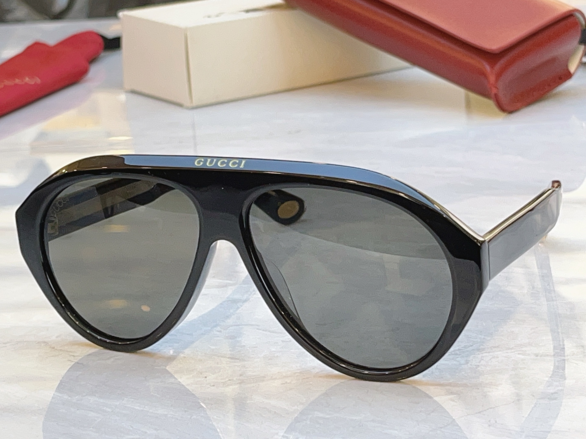 ，【GUCC*】古*驰新款太阳镜，MODEL：GG0479S，SIZE:60口13-150
