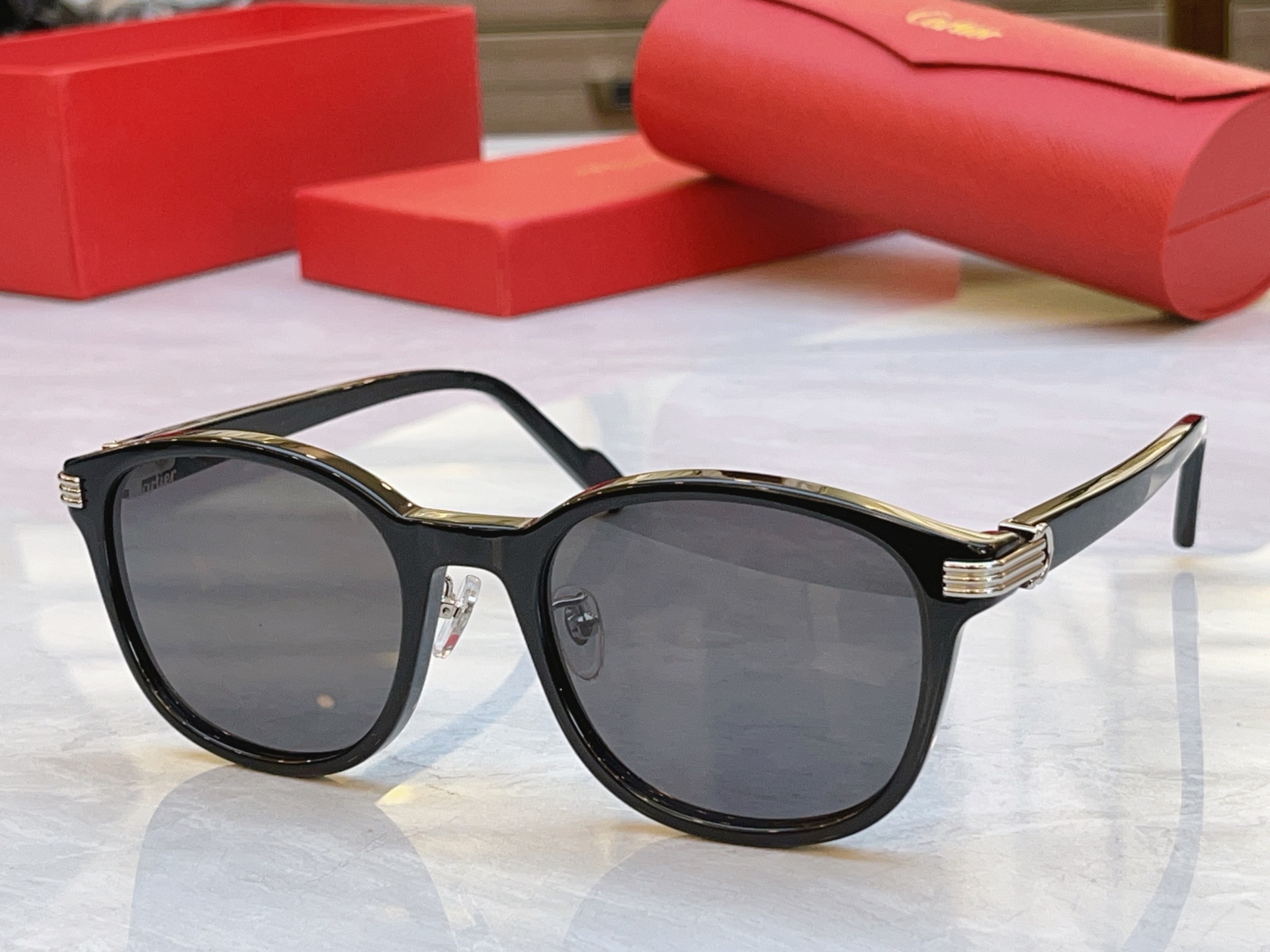 ，【CARTIE*】卡地*亚新款太阳镜，Mod:CT0302S，Size:53口22-145