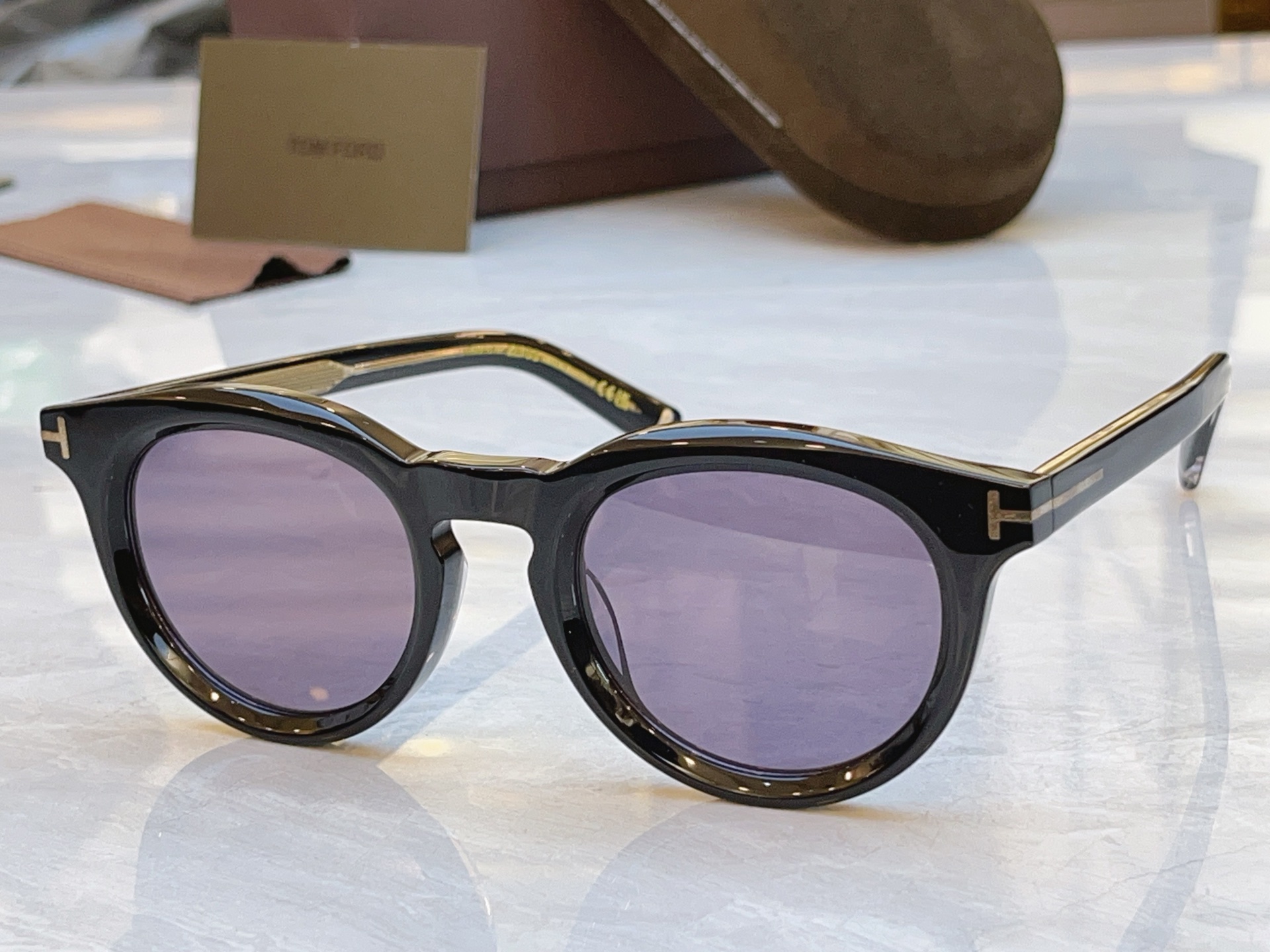 ，【TOM FOR*】汤姆*福特新款太阳镜，MODEL：FT1325，SIZE：47口23-145