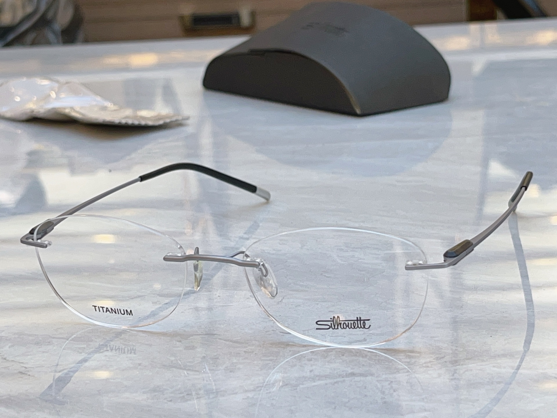NO:769595,,【Silhouett*】Shile new glasses frame,MODEL5518,SIZE53 mouth 18-glasses, sunglasses, sunglasses, glasses19860909,【Silhouett*】诗乐新款眼镜架,MODEL5518,SIZE53口18-眼镜墨镜太阳镜,眼镜,glasses