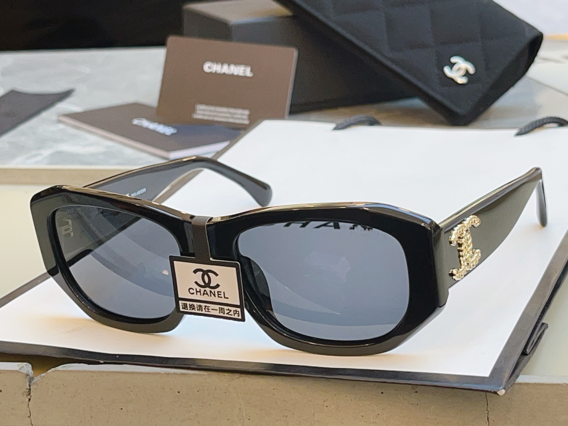 ，【CHANE*】香奈儿新款太阳镜 高品质✨，MODEL：5554-A，SIZE：55口18-140