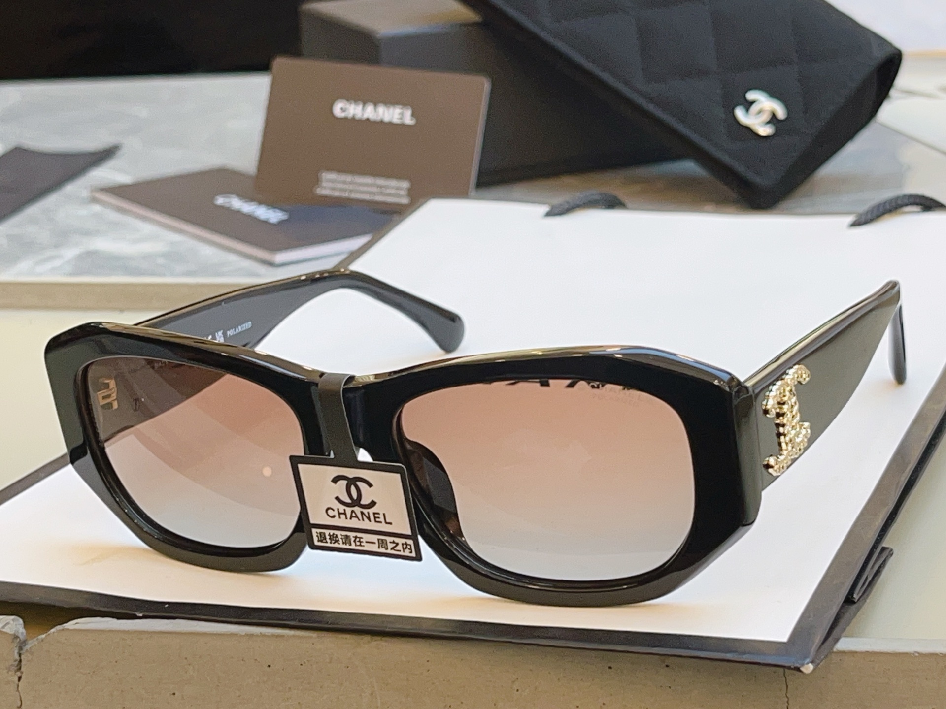，【CHANE*】香奈儿新款太阳镜 高品质✨，MODEL：5554-A，SIZE：55口18-140