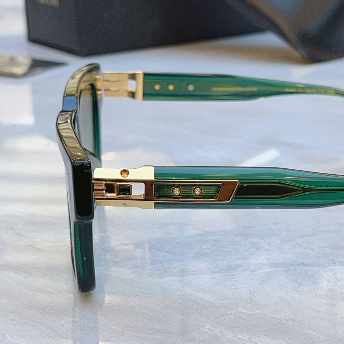 ，【DIT*】蒂*塔新款太阳镜，MODEL：DTS558-A-04，SIZE：55口19-142