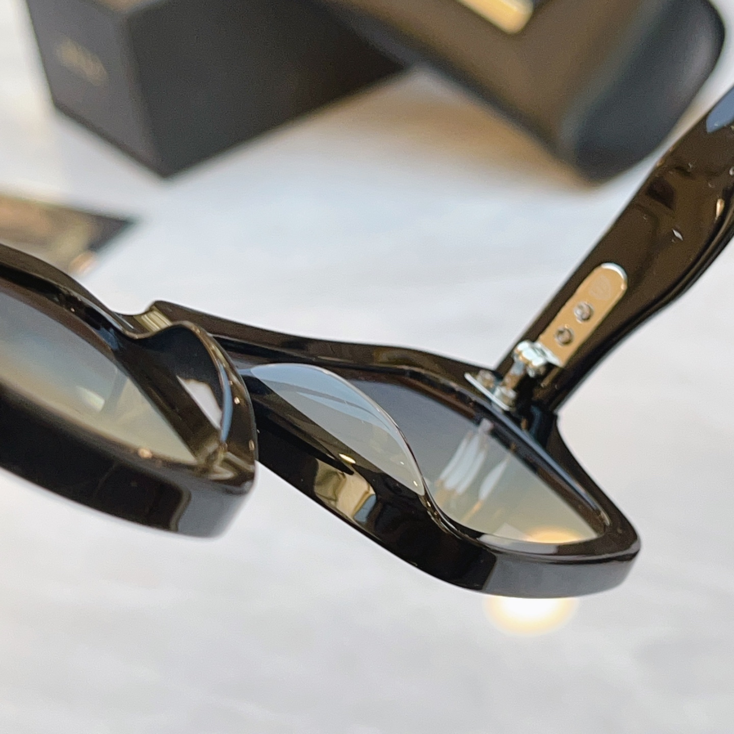 ，【DIT*】蒂*塔新款太阳镜，MODEL：DTS459-A-03，SIZE：53口17-145