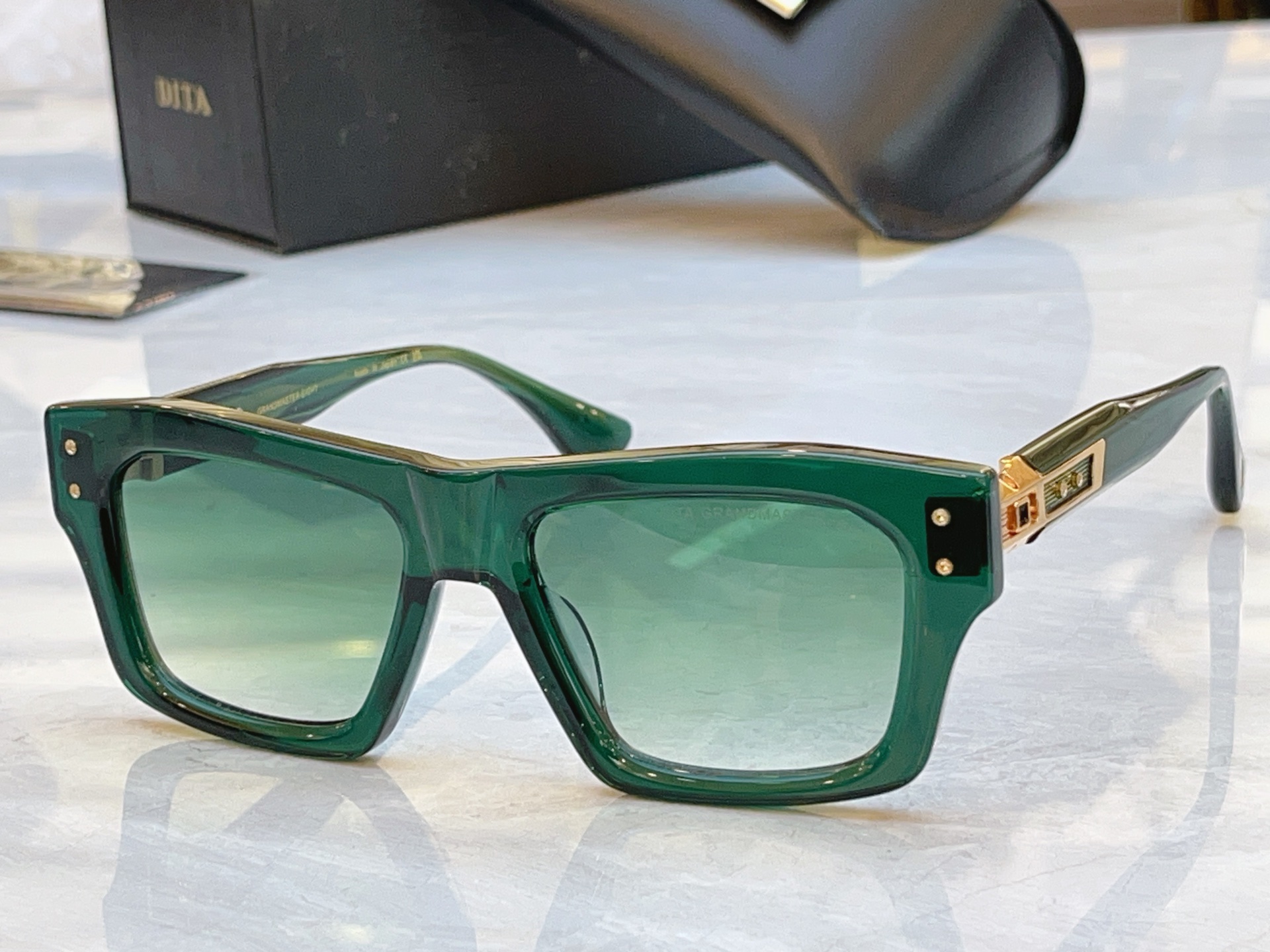 ，【DIT*】蒂*塔新款太阳镜，MODEL：DTS458-A-05，SIZE：54口18-142
