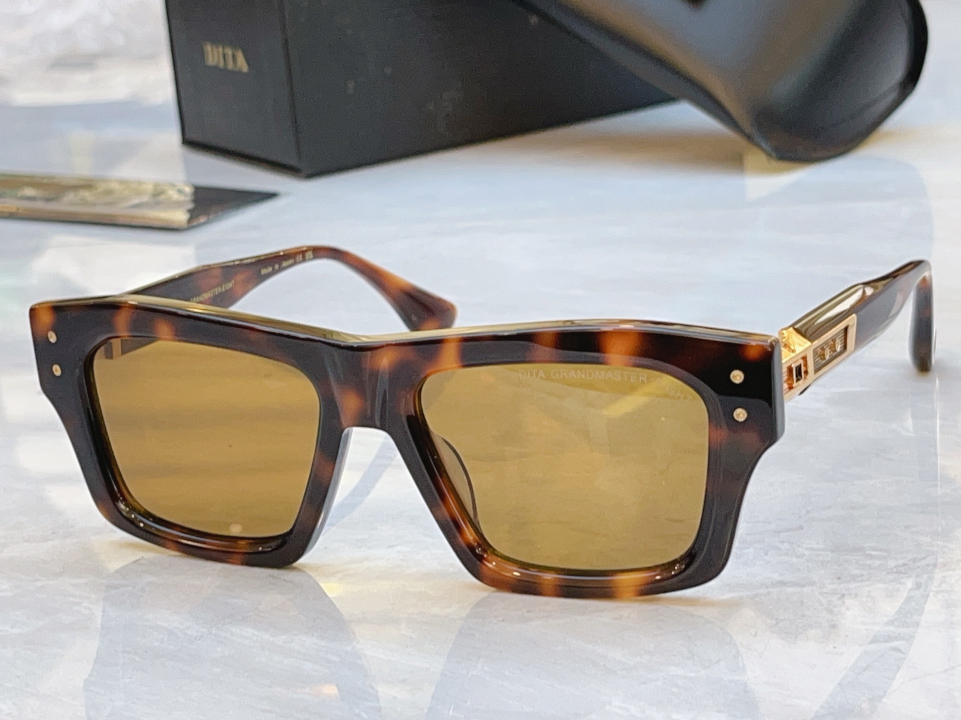 ，【DIT*】蒂*塔新款太阳镜，MODEL：DTS458-A-05，SIZE：54口18-142