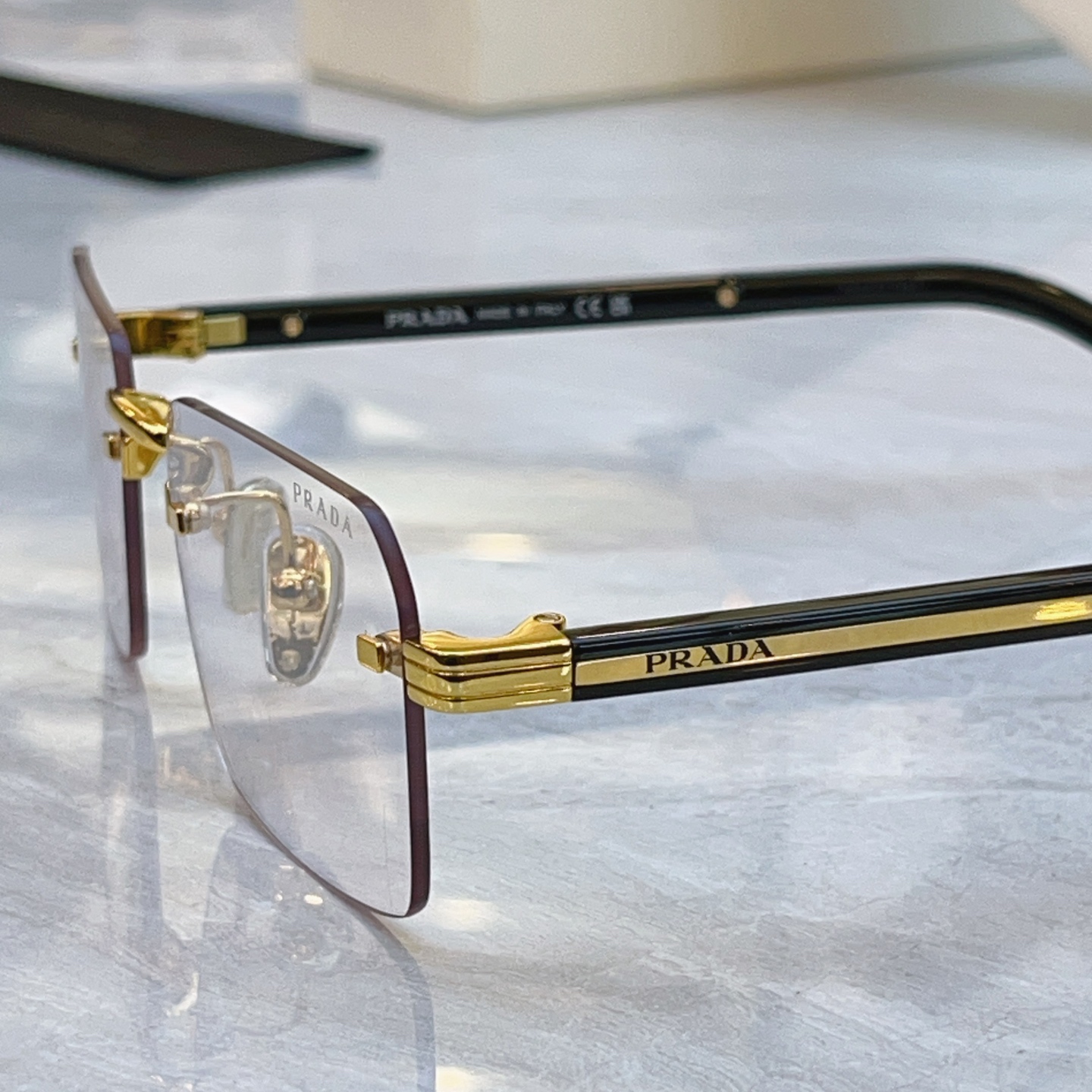 ，【PRAD*】普拉*达新款太阳镜🕶️，MODEL：PR D55S，SIZE：55口19-145