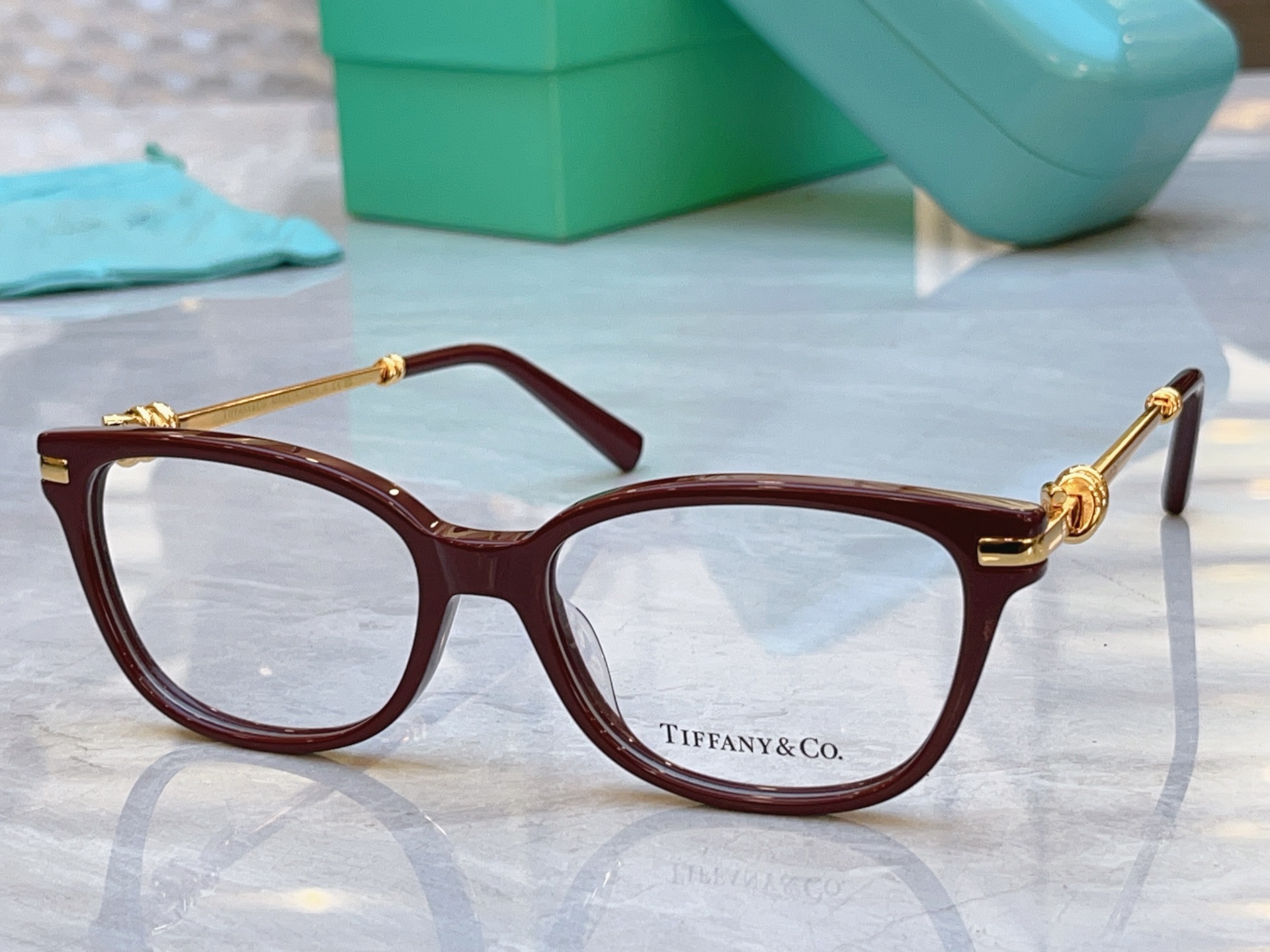 ，【Tiffany & Co.】蒂芙*尼新款太阳镜，Mod：TF2281，Size：55口17-145
