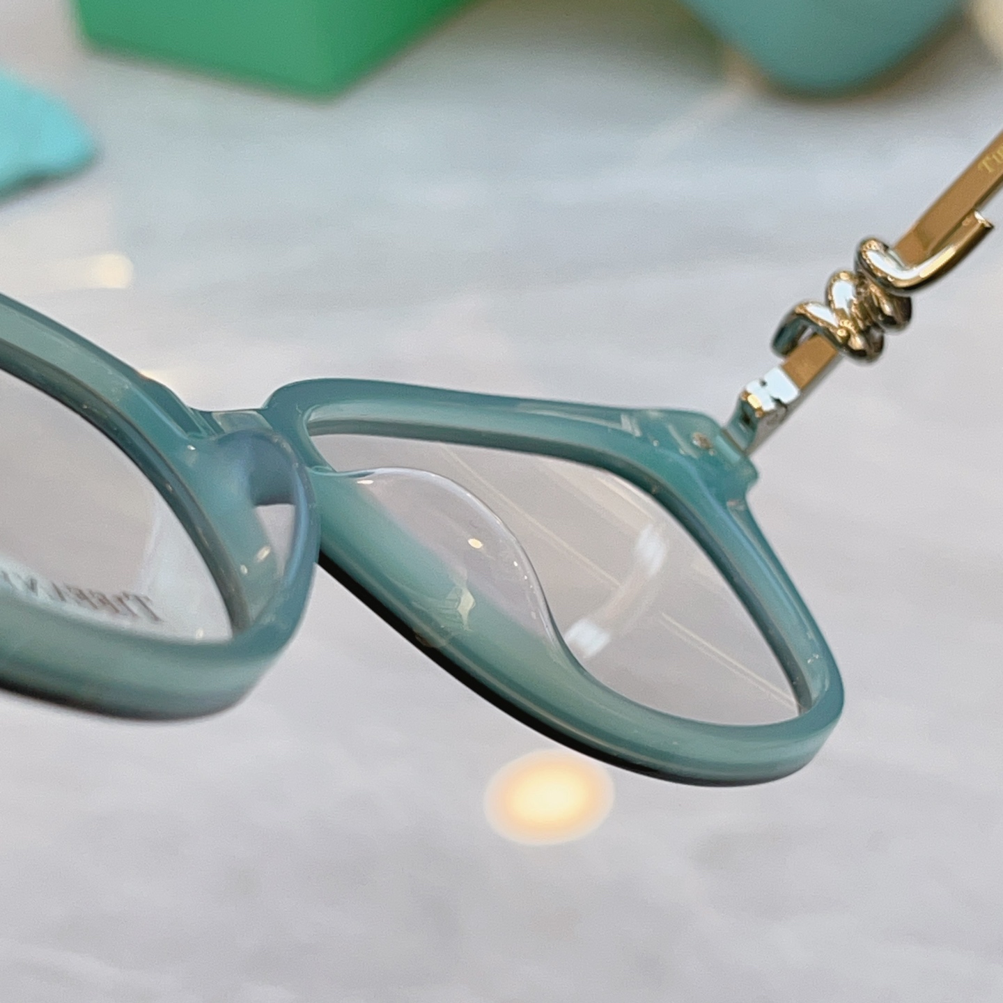，【Tiffany & Co.】蒂芙*尼新款太阳镜，Mod：TF2281，Size：55口17-145