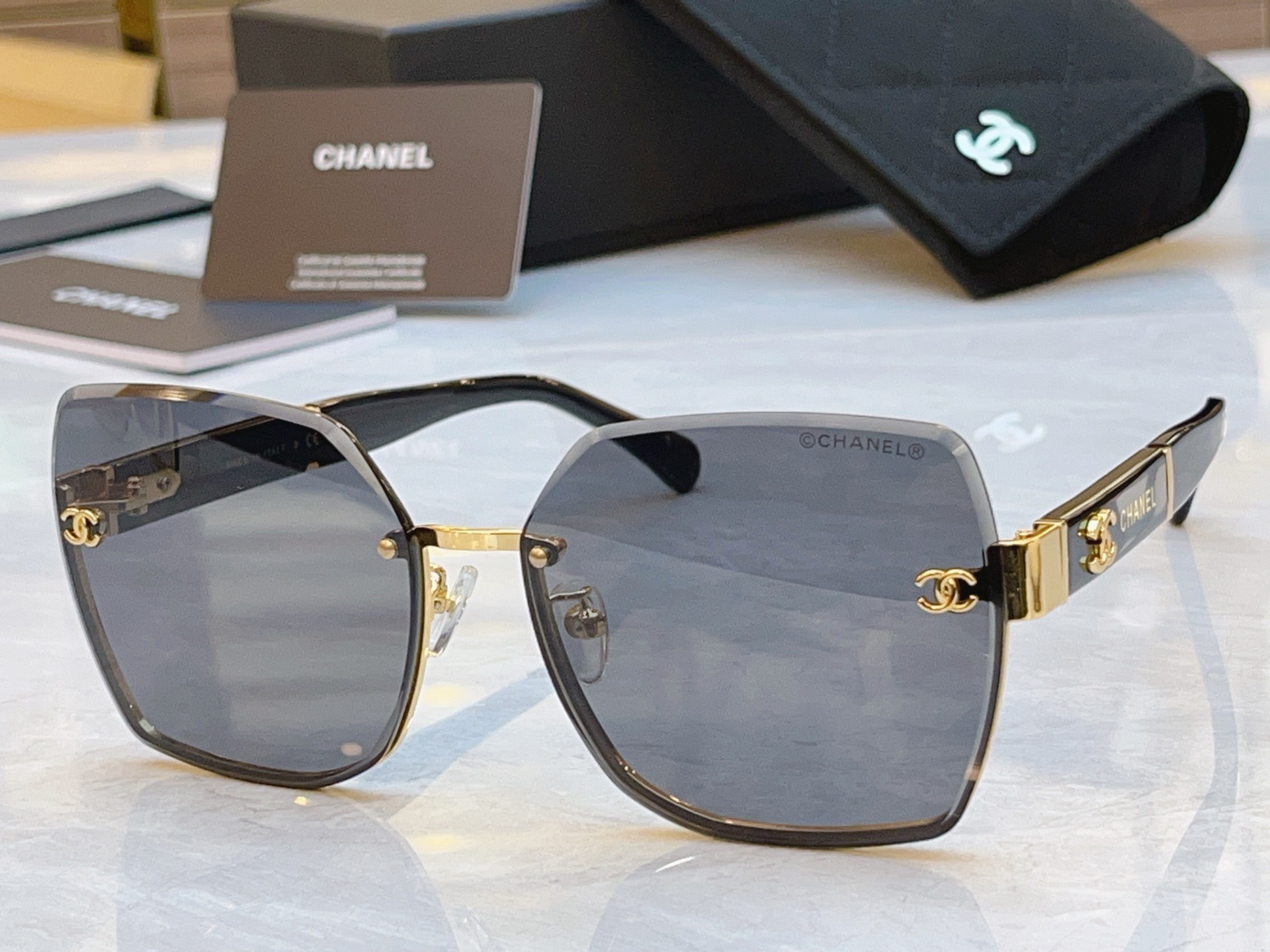 ，【CHANE*】香奈儿新款太阳镜，MODEL：CH5504，SIZE：62口16-145