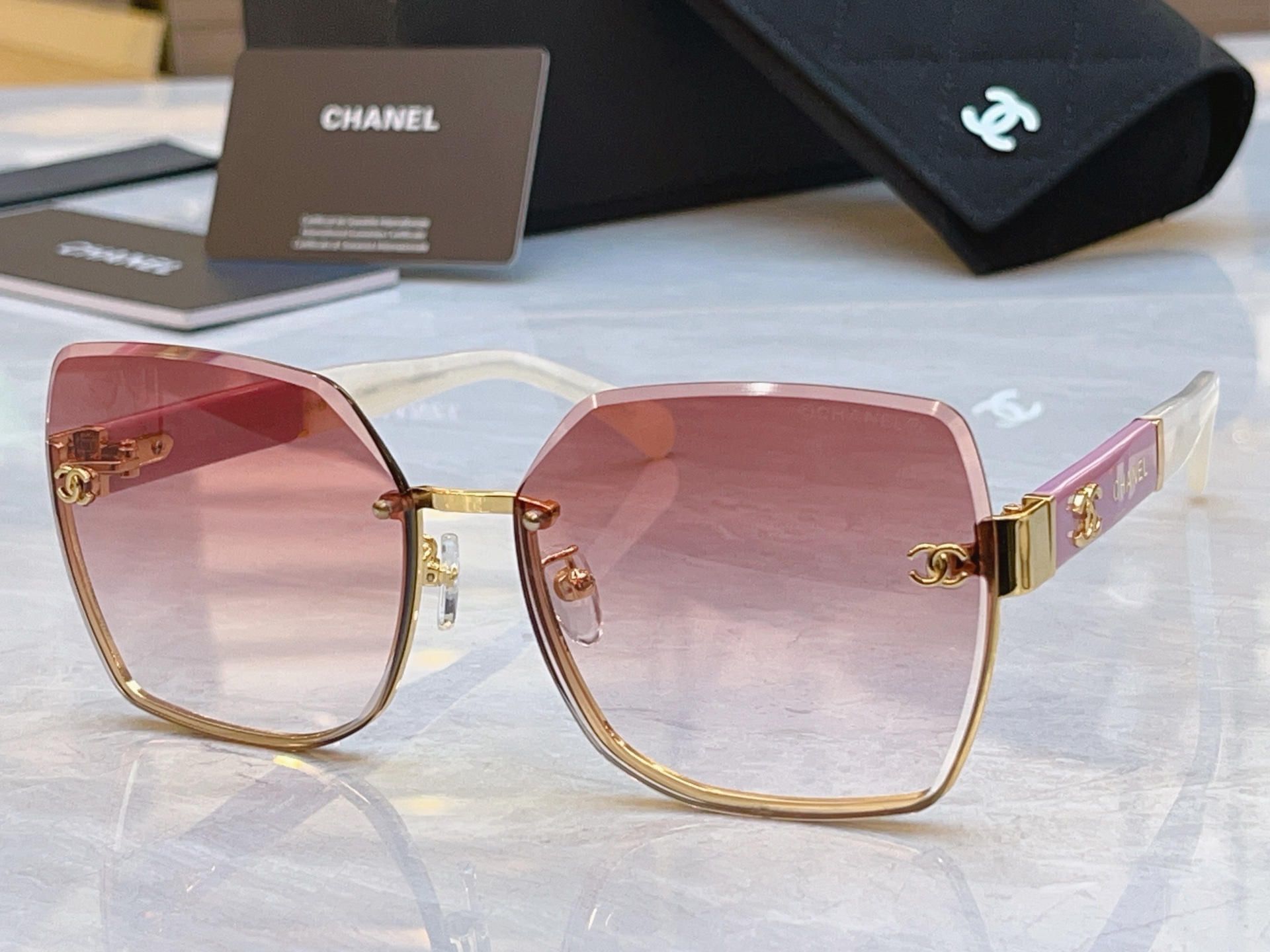 ，【CHANE*】香奈儿新款太阳镜，MODEL：CH5504，SIZE：62口16-145