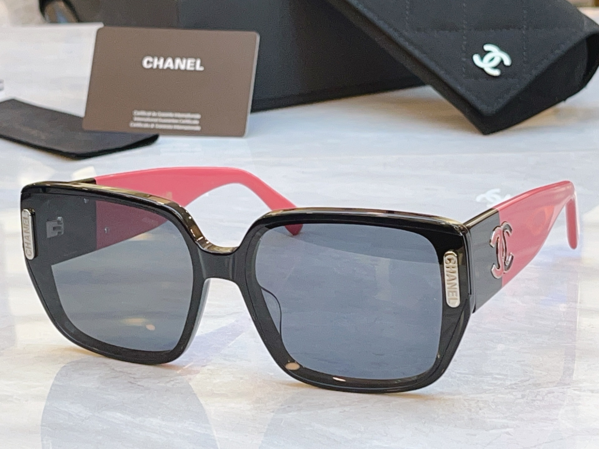 ，【CHANE*】香奈儿新款太阳镜，MODEL：CH1904Q，SIZE：57口20-145