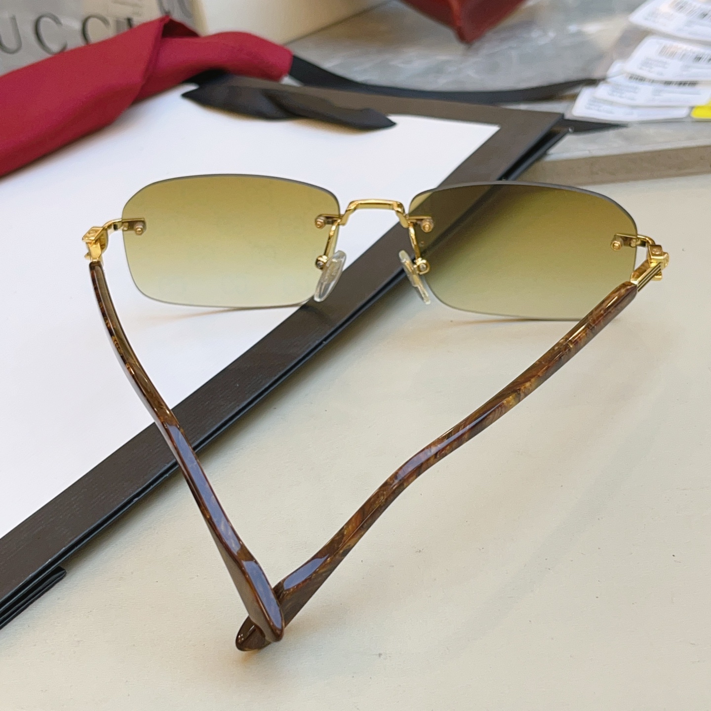 ，【GUCC*】古驰新款太阳镜🕶️ 高版本✨，MODEL：GG1221S，SIZE:56口16-140 